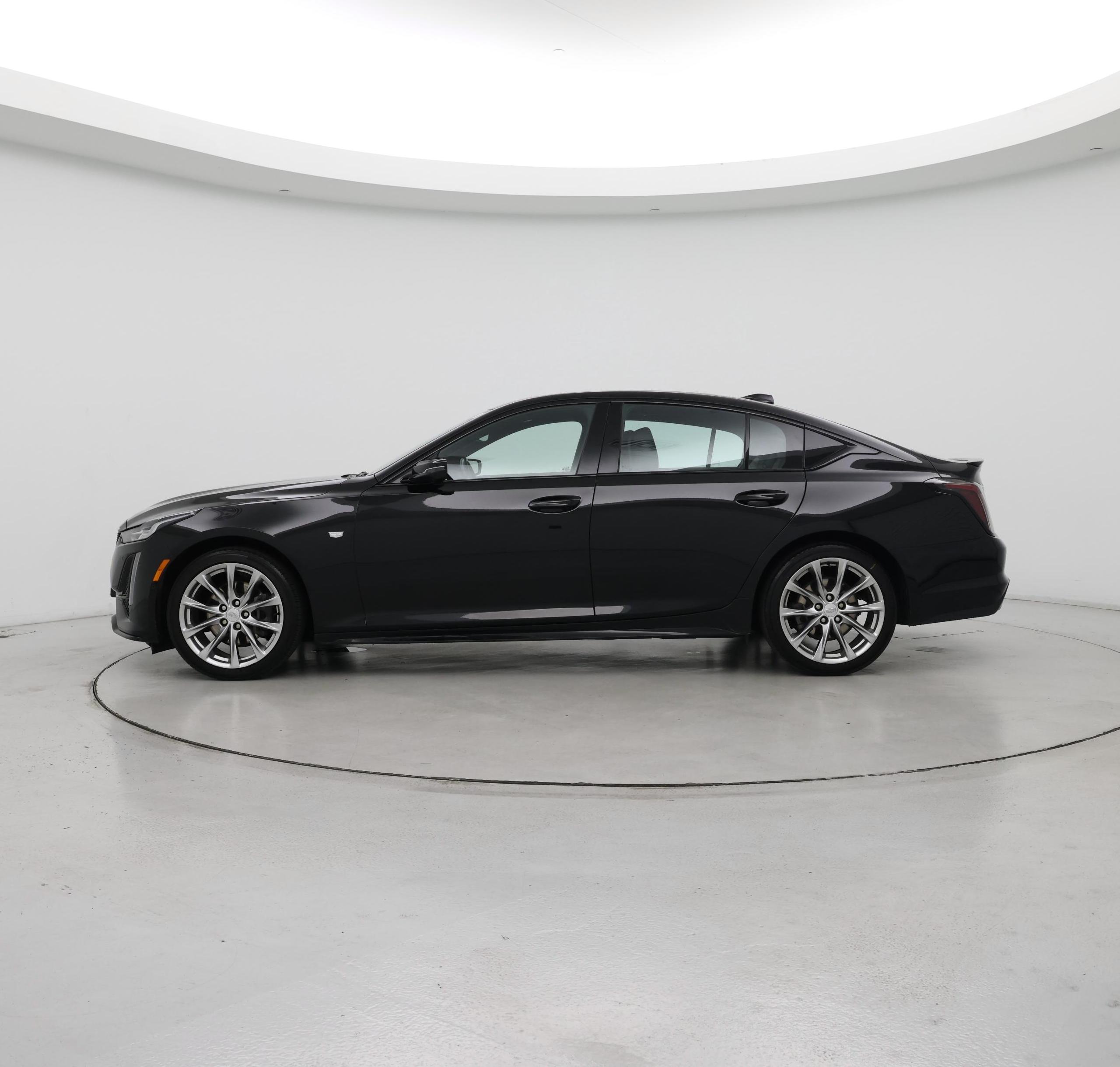 Thumbnail: 2022 Cadillac CT5 - 3