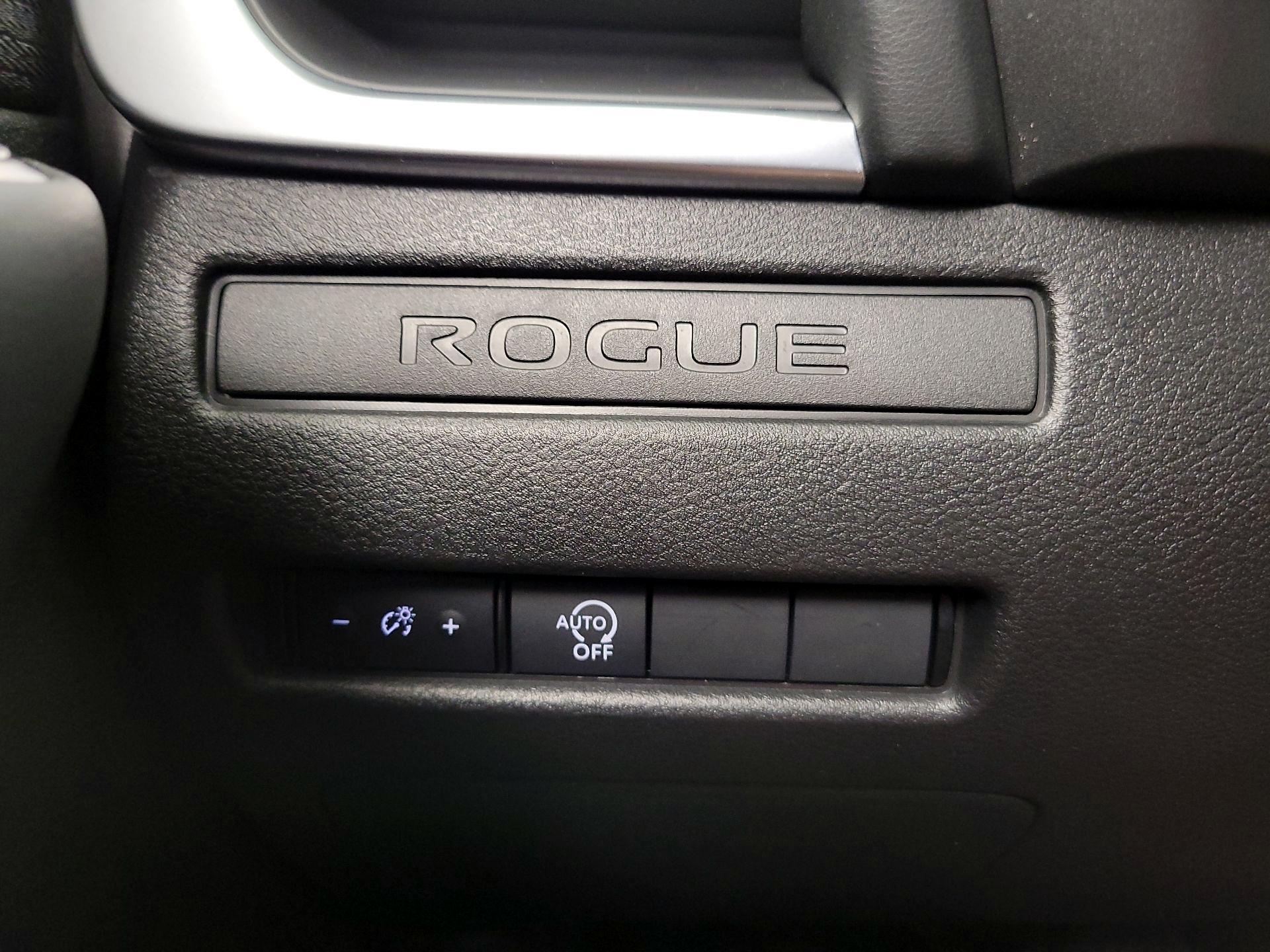 Thumbnail: 2023 Nissan Rogue - 13