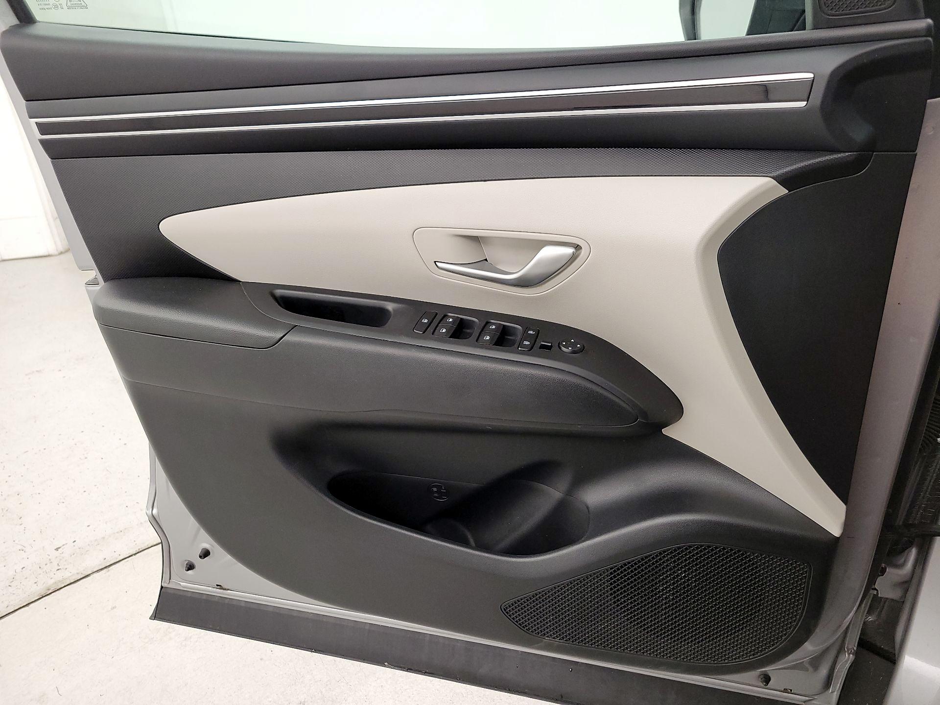 Thumbnail: 2022 Hyundai Tucson - 12
