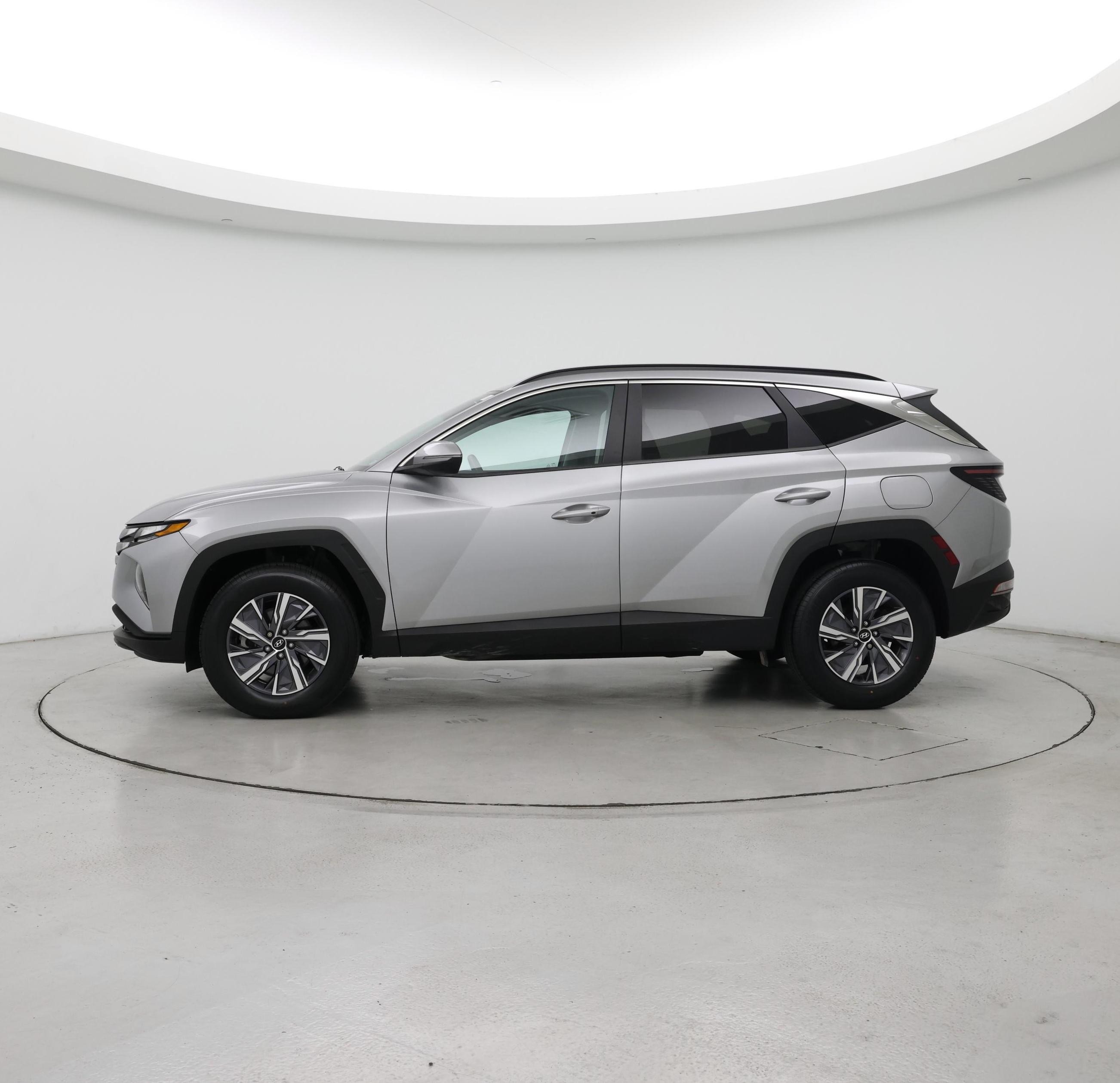 Thumbnail: 2022 Hyundai Tucson - 3