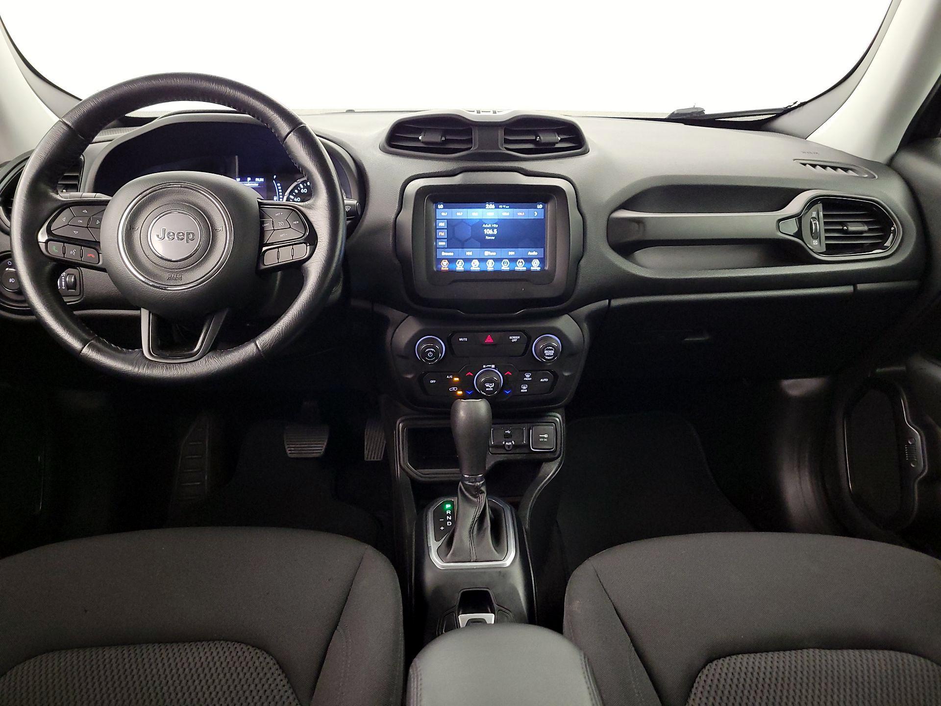 Thumbnail: 2020 Jeep Renegade - 9