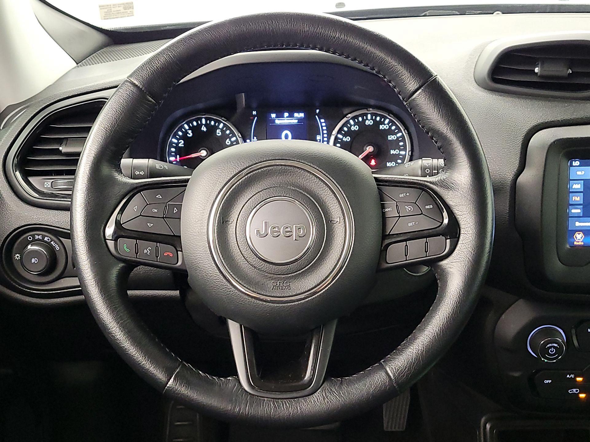 Thumbnail: 2020 Jeep Renegade - 10