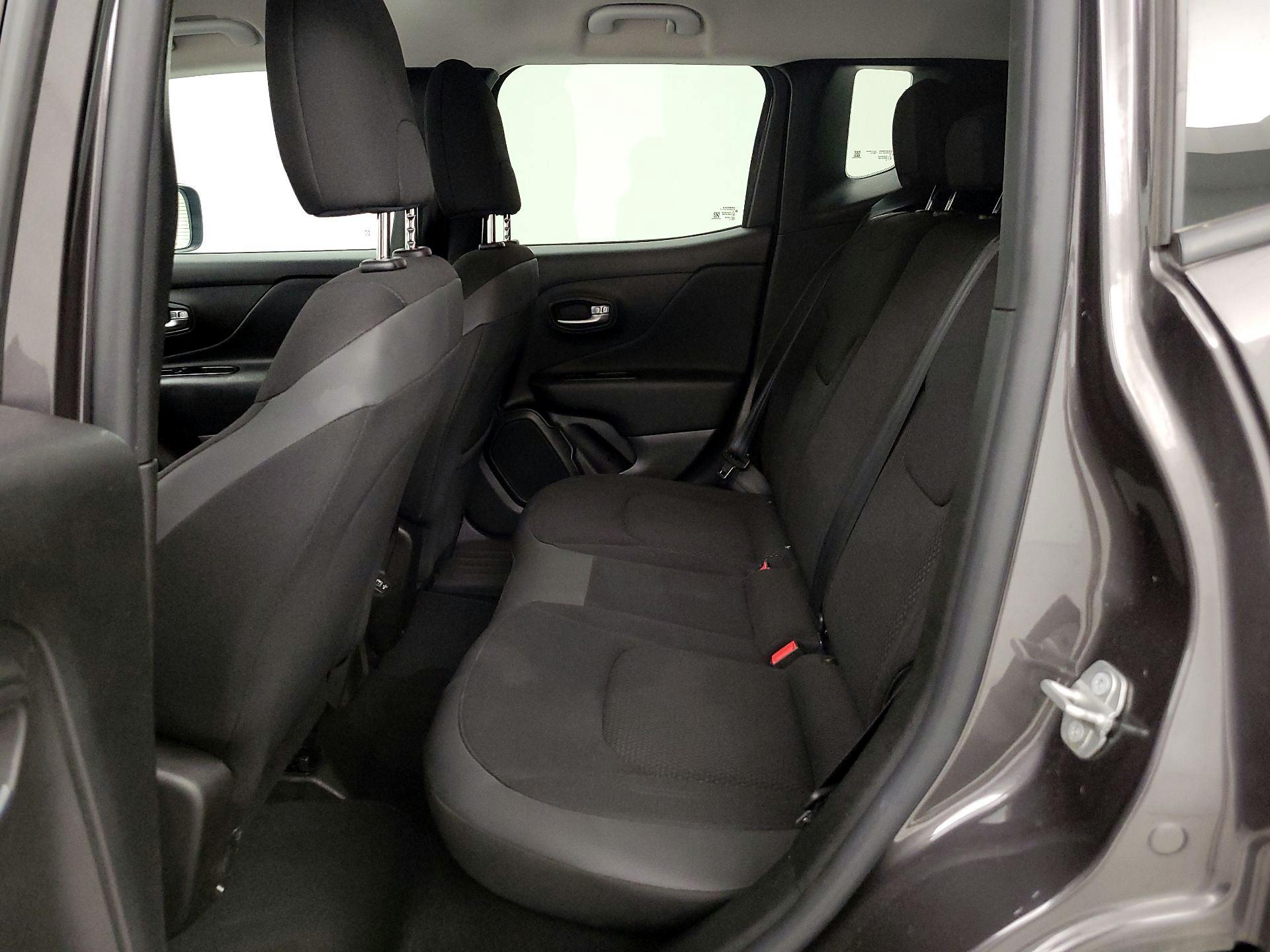 Thumbnail: 2020 Jeep Renegade - 19