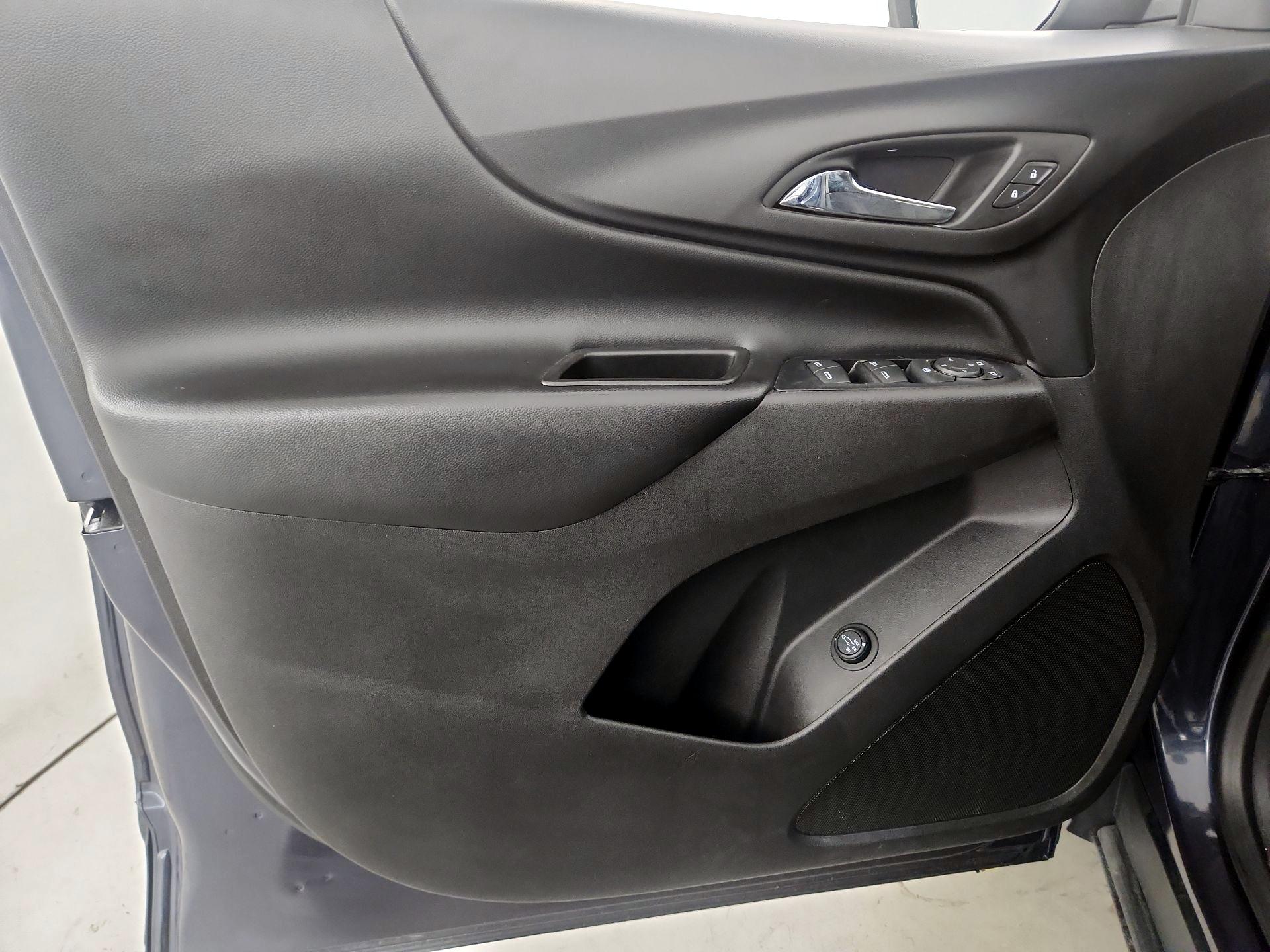 Thumbnail: 2019 Chevrolet Equinox - 12