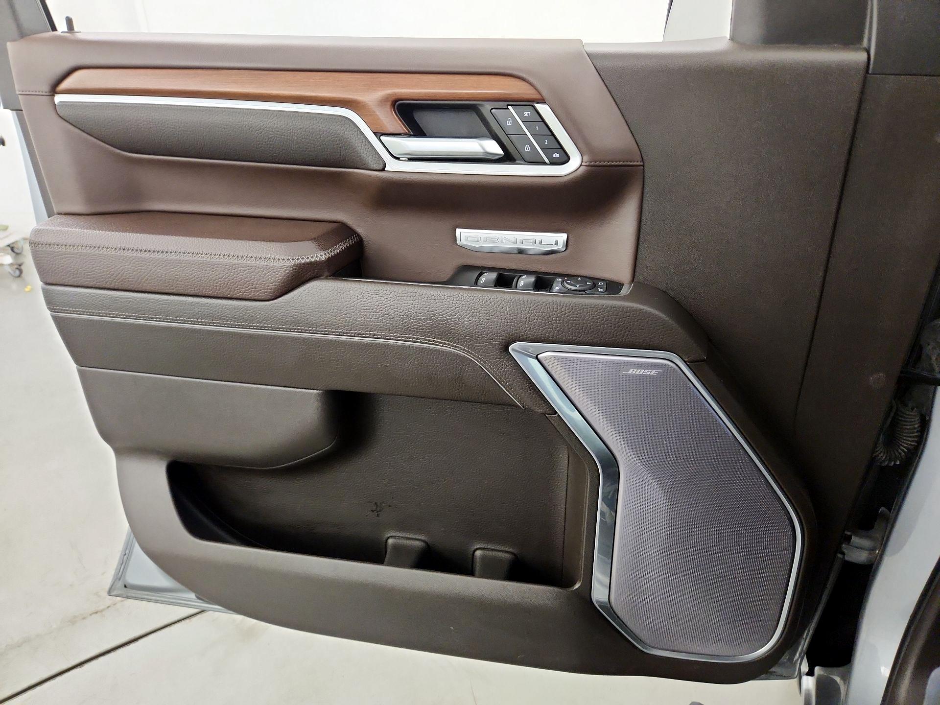 Thumbnail: 2023 GMC Sierra 1500 - 12