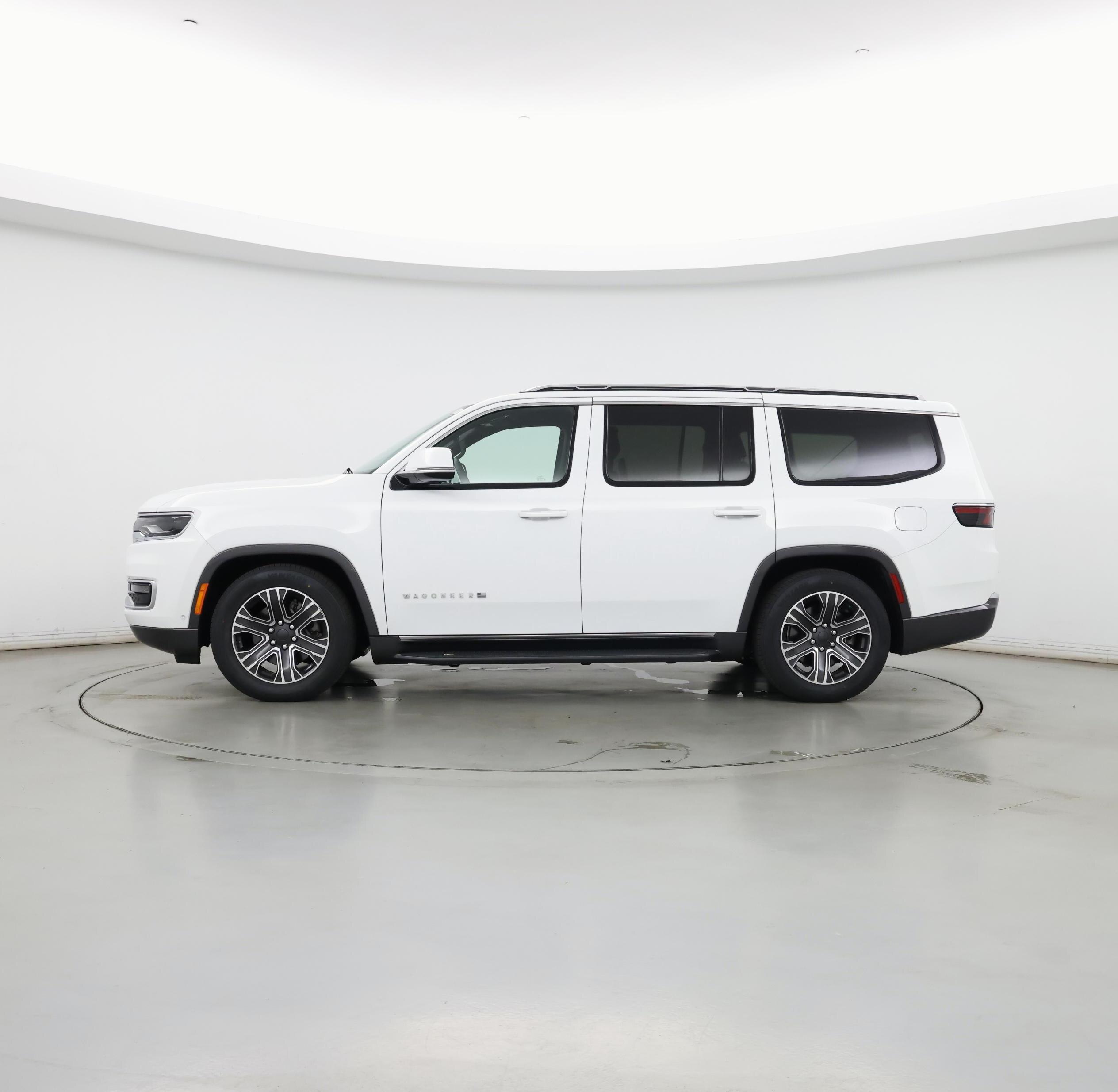 Thumbnail: 2022 Jeep Wagoneer - 3