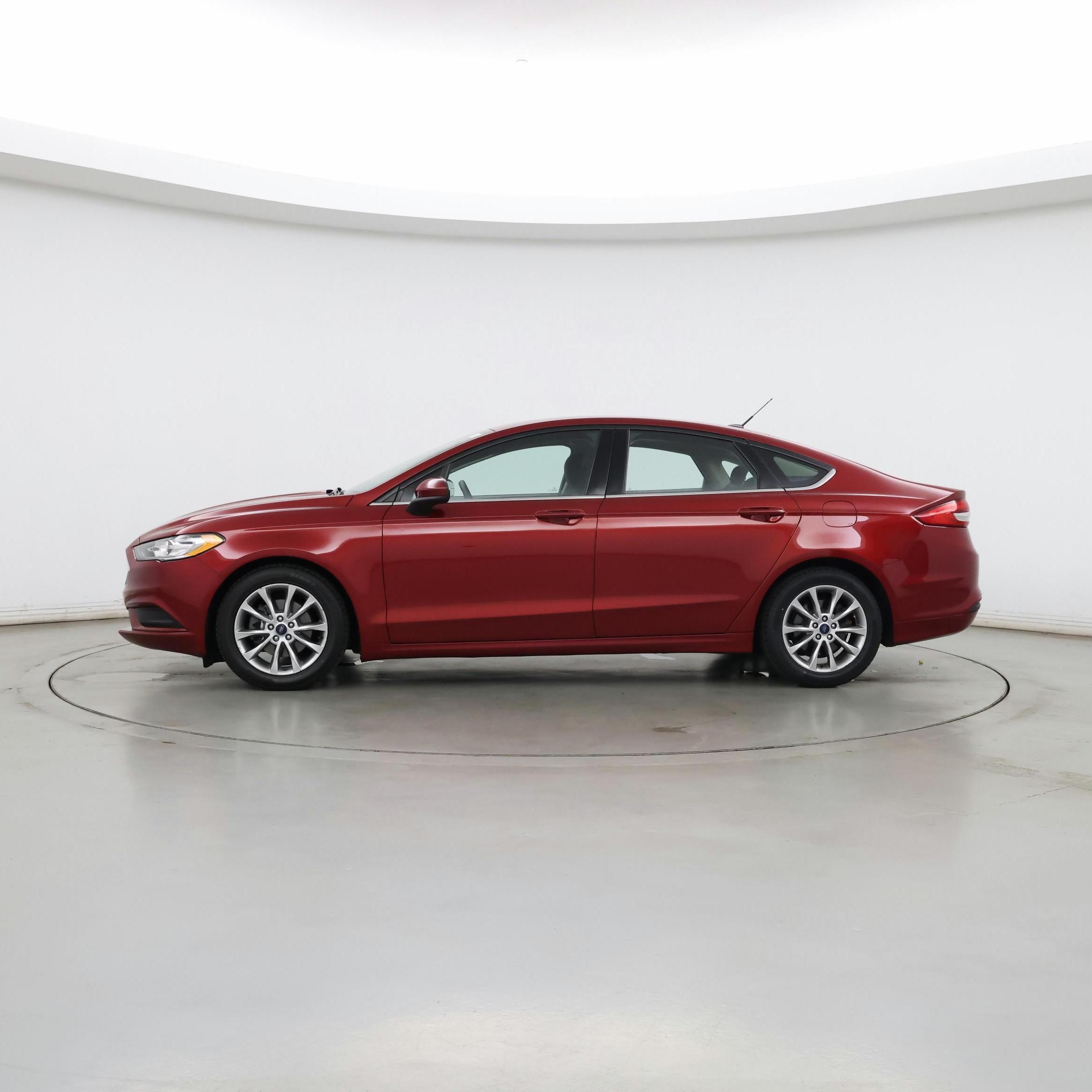 Thumbnail: 2017 Ford Fusion - 3