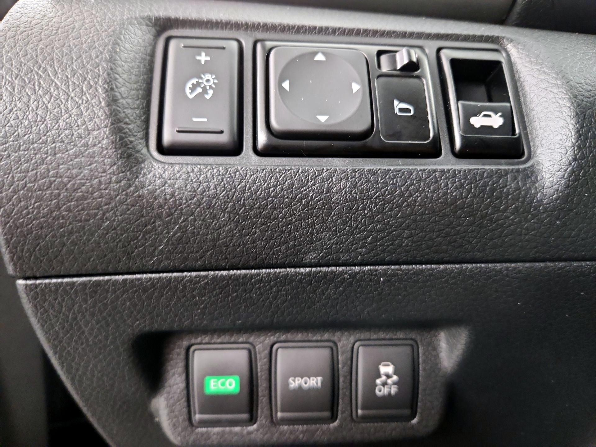 Thumbnail: 2013 Nissan Sentra - 13