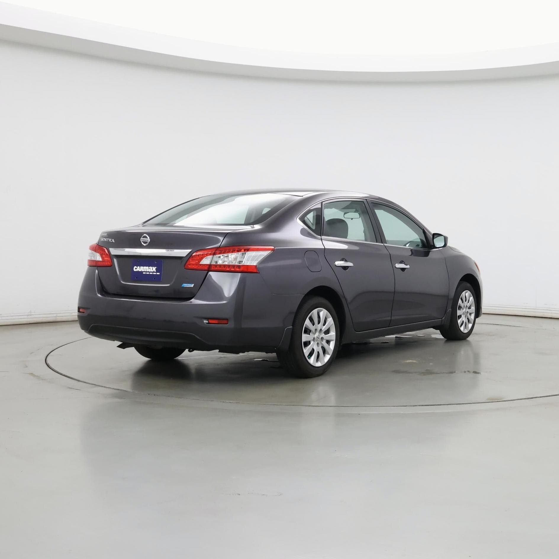 Thumbnail: 2013 Nissan Sentra - 8