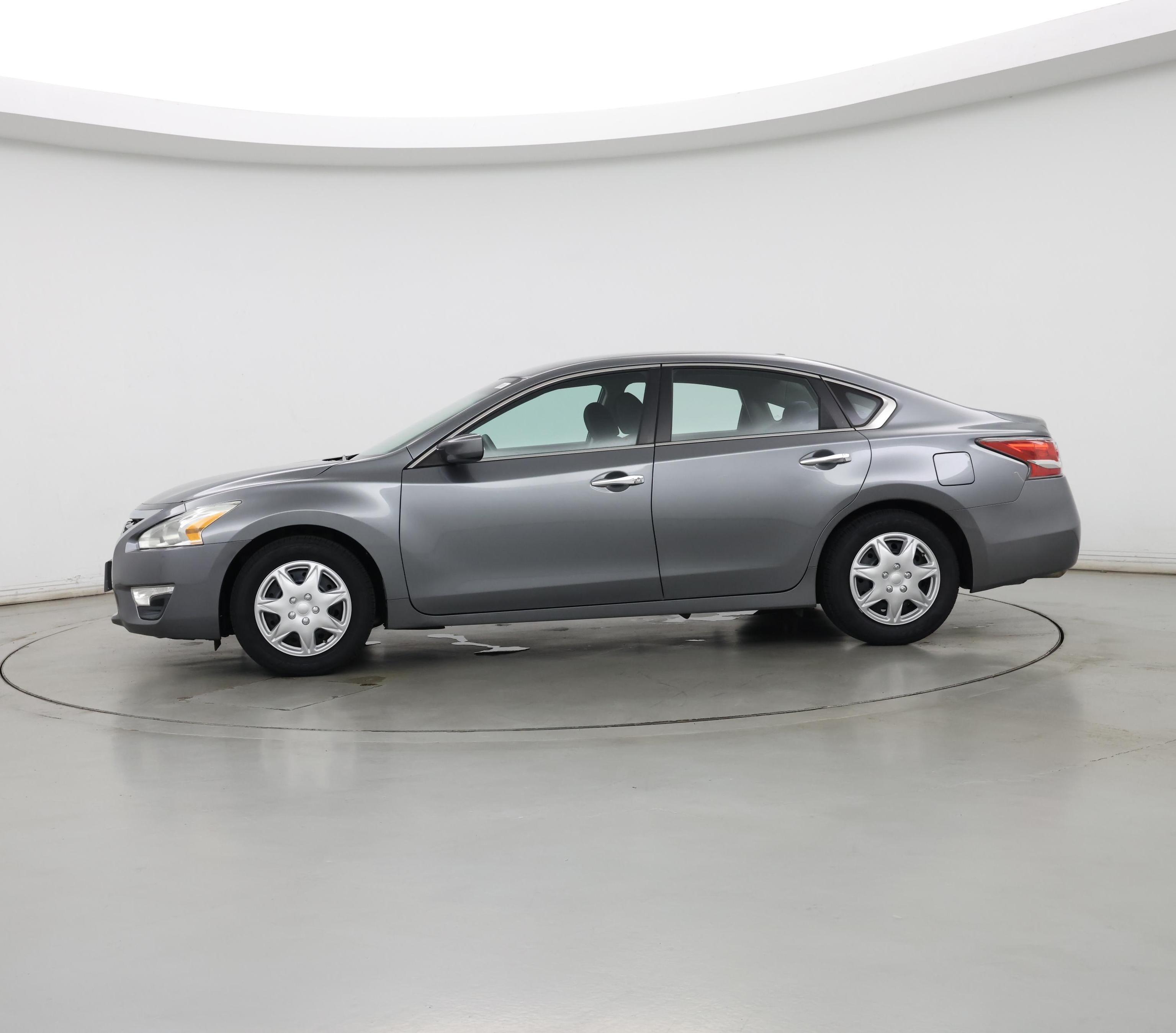 Thumbnail: 2015 Nissan Altima - 3