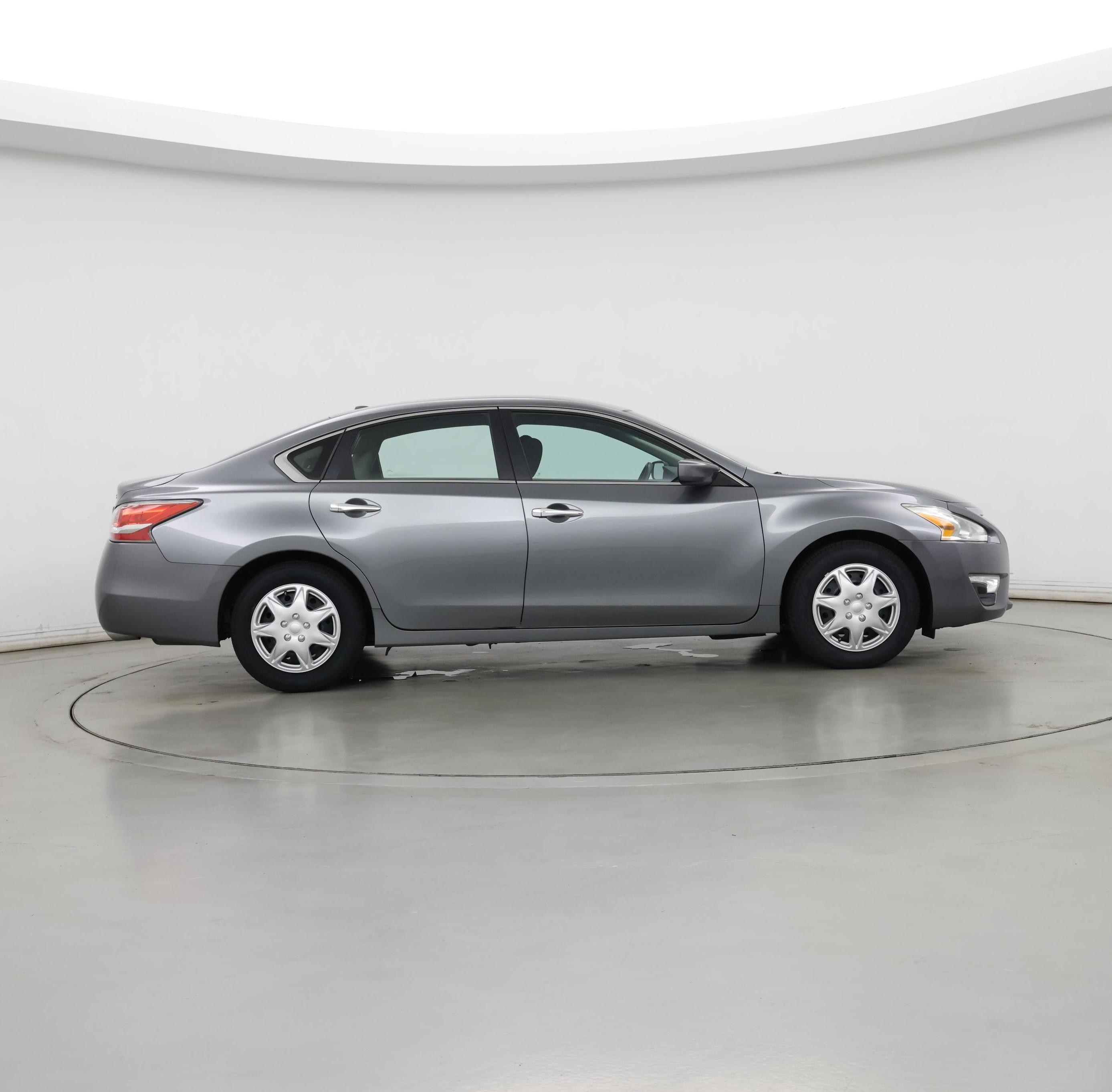 Thumbnail: 2015 Nissan Altima - 7