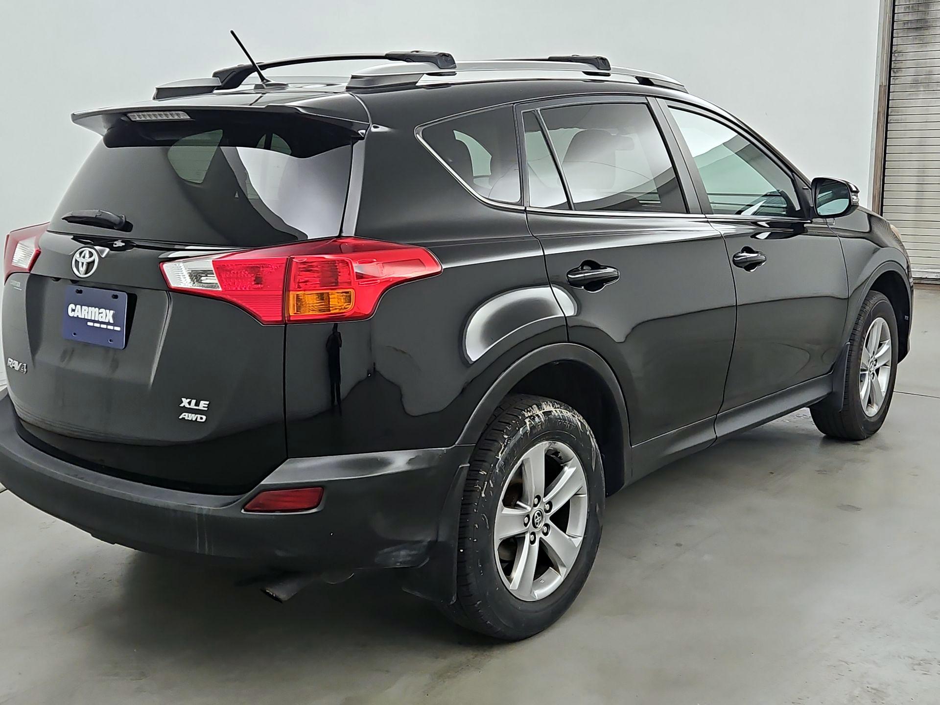 Thumbnail: 2015 Toyota RAV4 - 5
