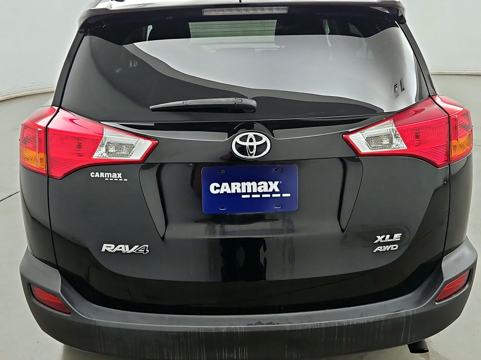Thumbnail: 2015 Toyota RAV4 - 6