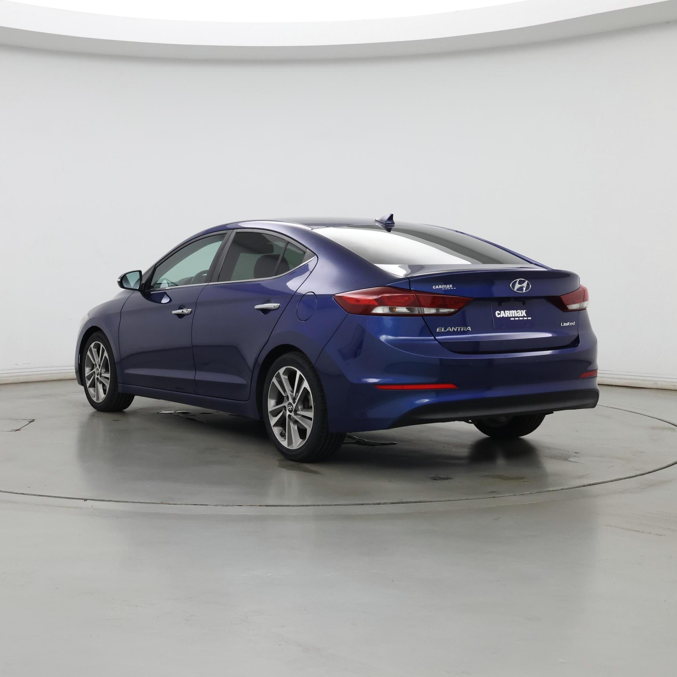 Thumbnail: 2017 Hyundai Elantra - 2