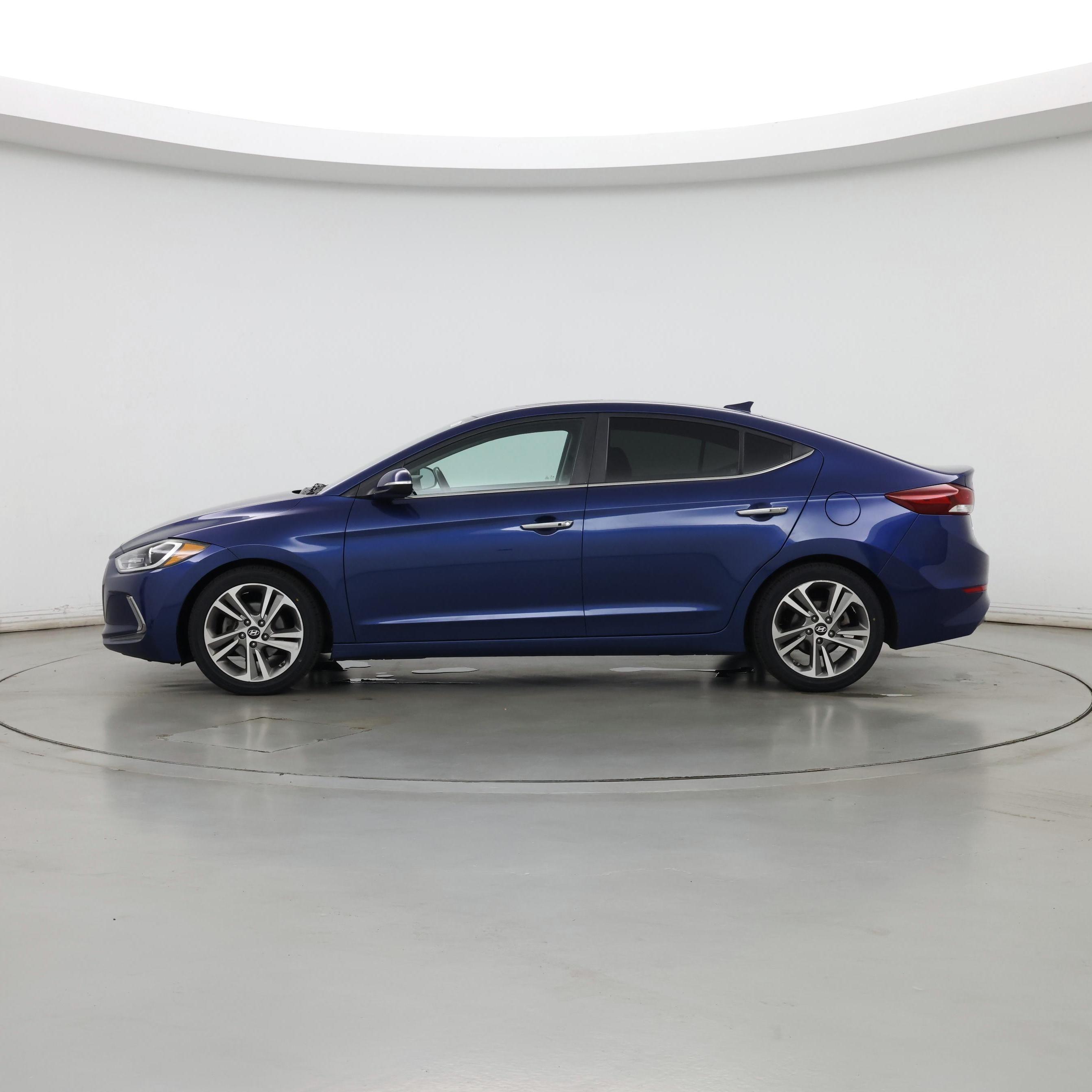 Thumbnail: 2017 Hyundai Elantra - 3