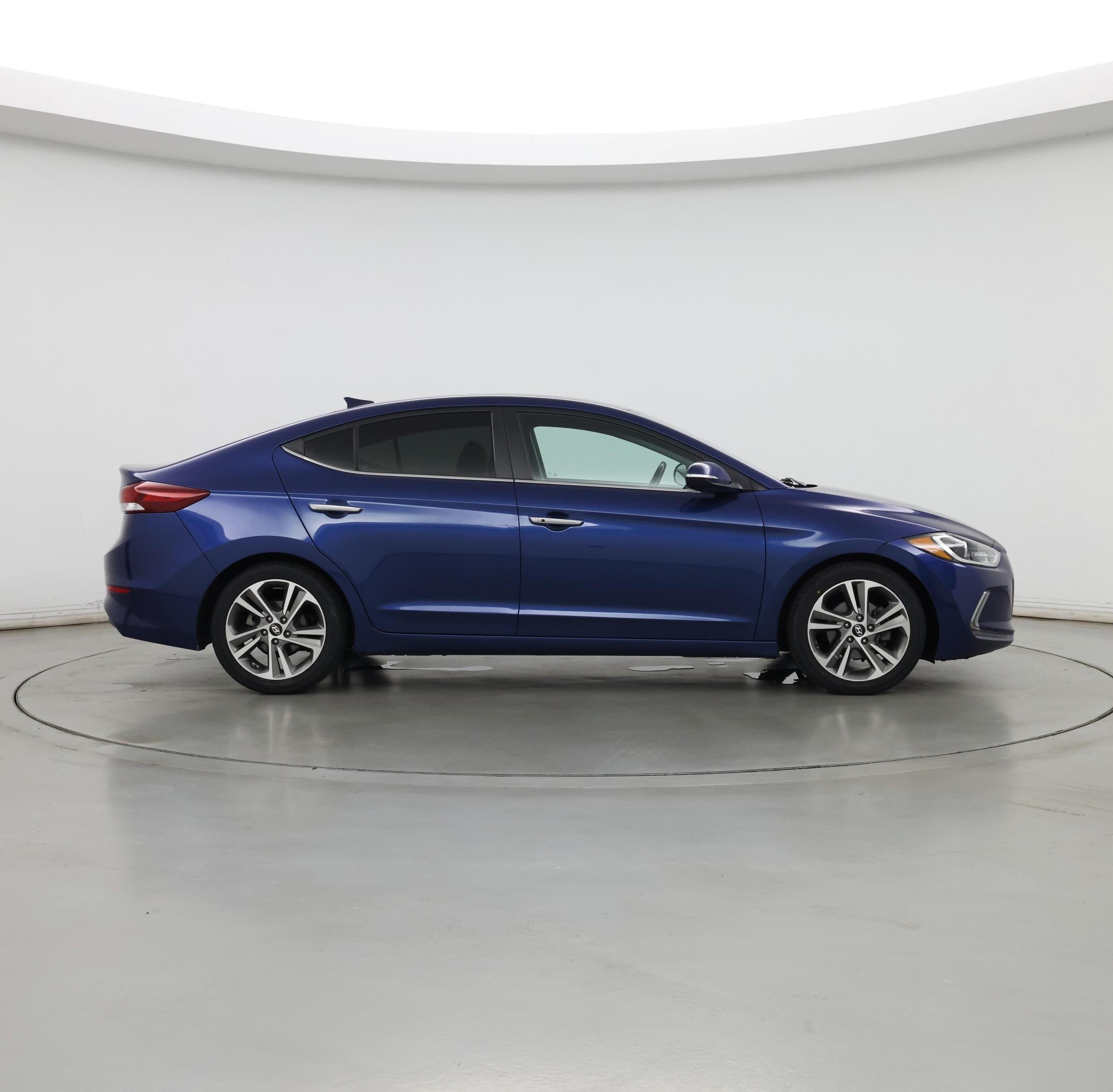 Thumbnail: 2017 Hyundai Elantra - 7