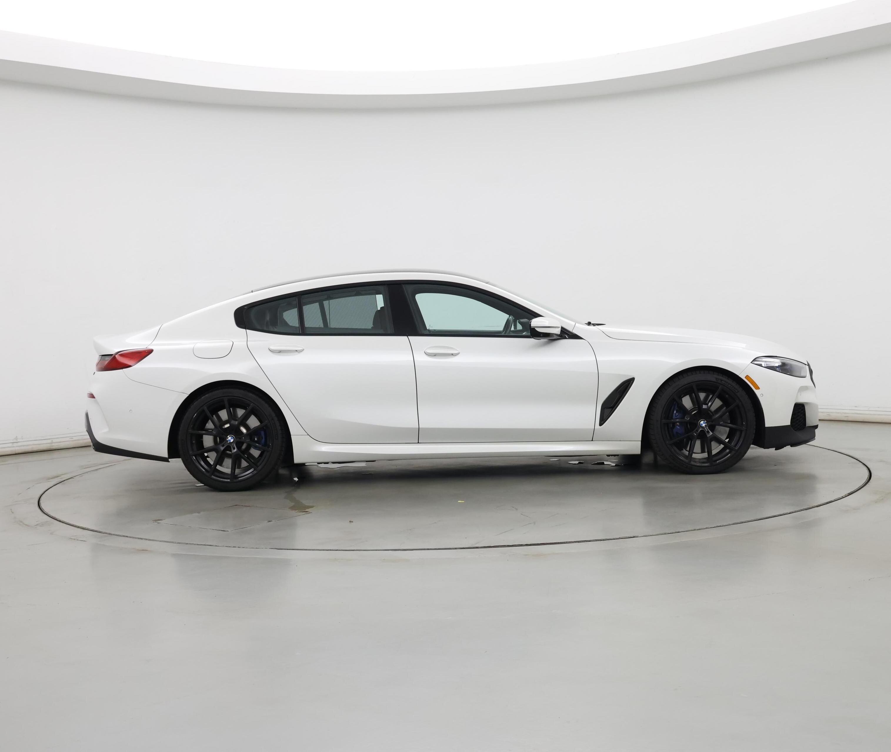 Thumbnail: 2022 BMW 8 Series - 7