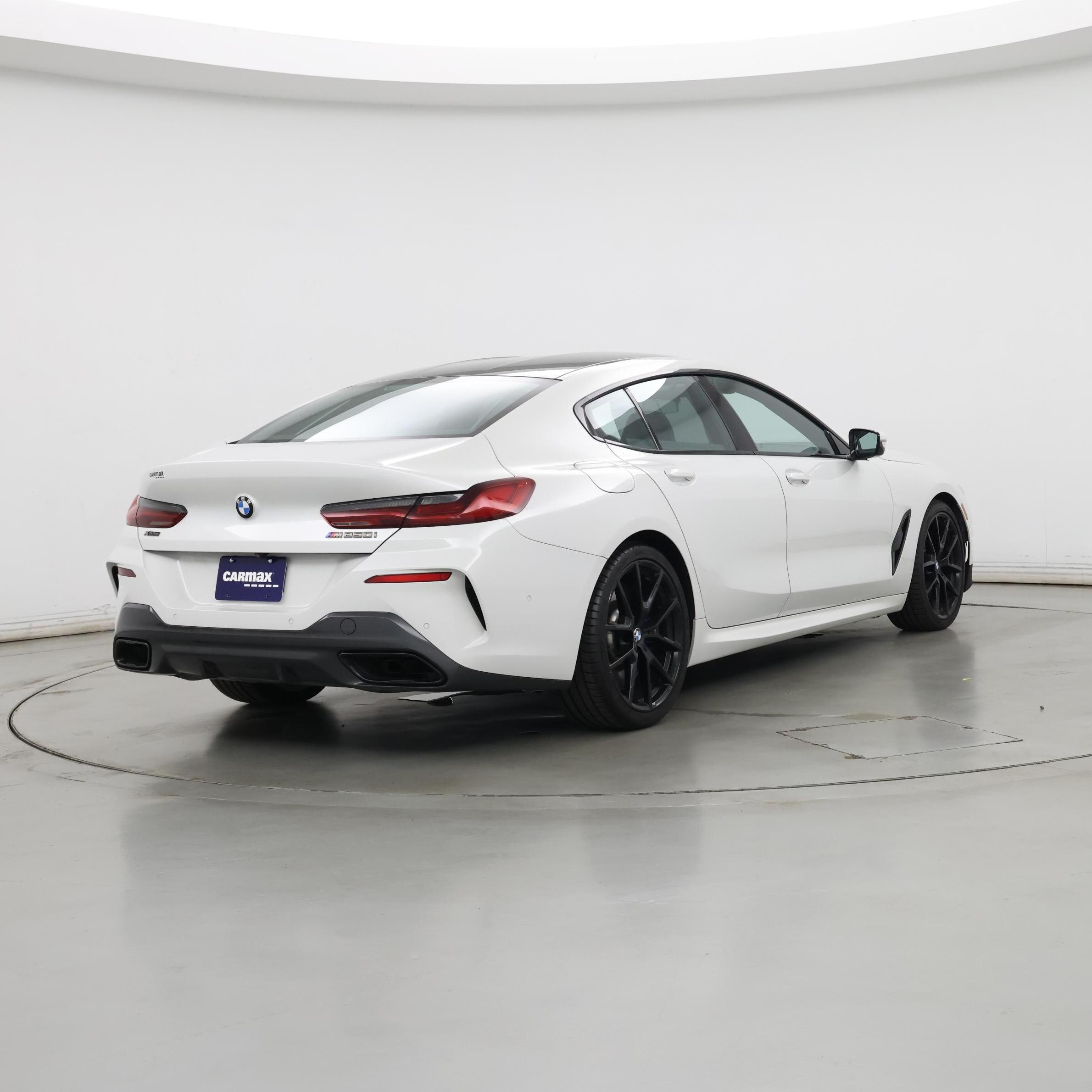 Thumbnail: 2022 BMW 8 Series - 8