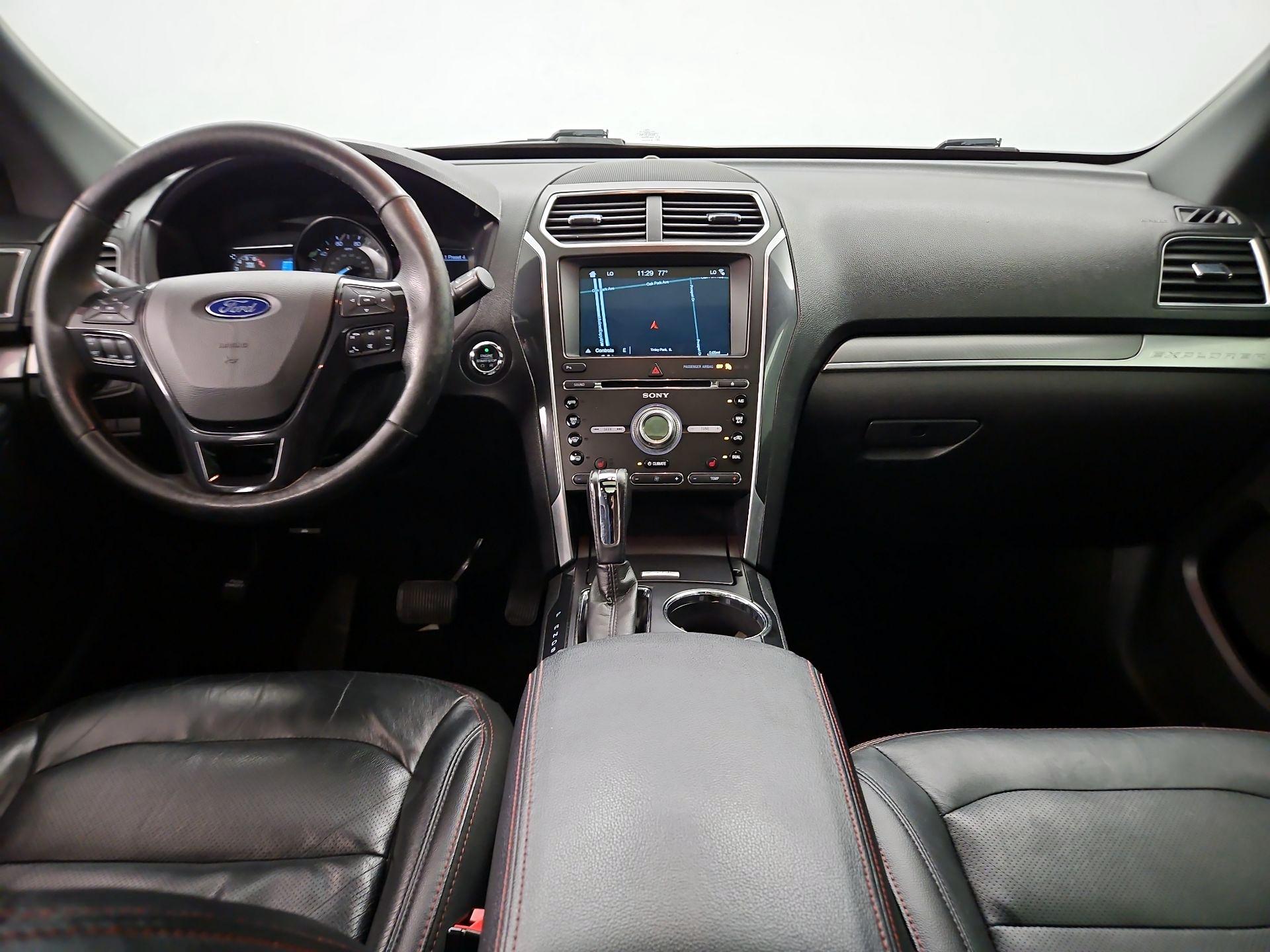Thumbnail: 2017 Ford Explorer - 9