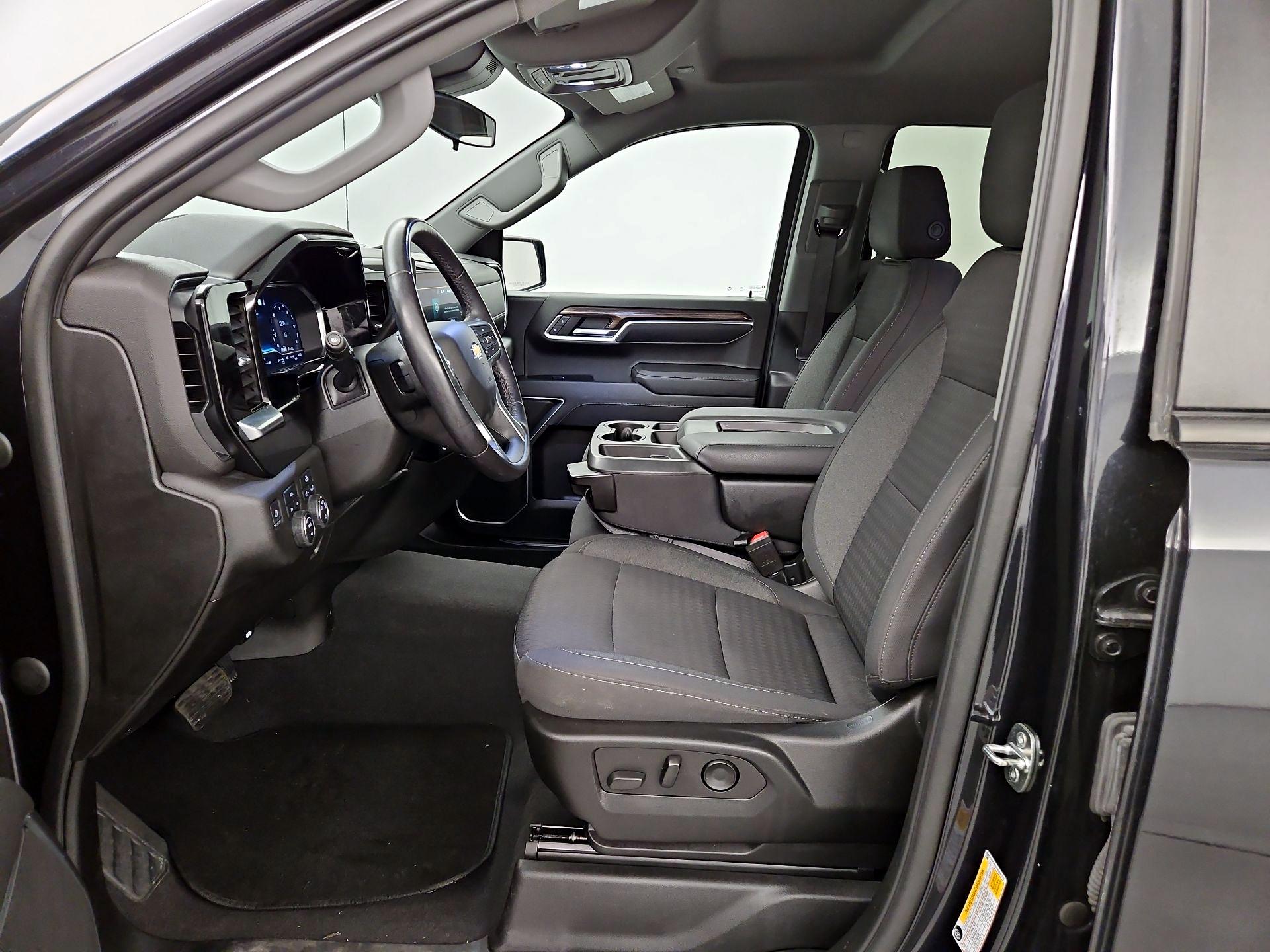 Thumbnail: 2022 Chevrolet Silverado 1500 - 11