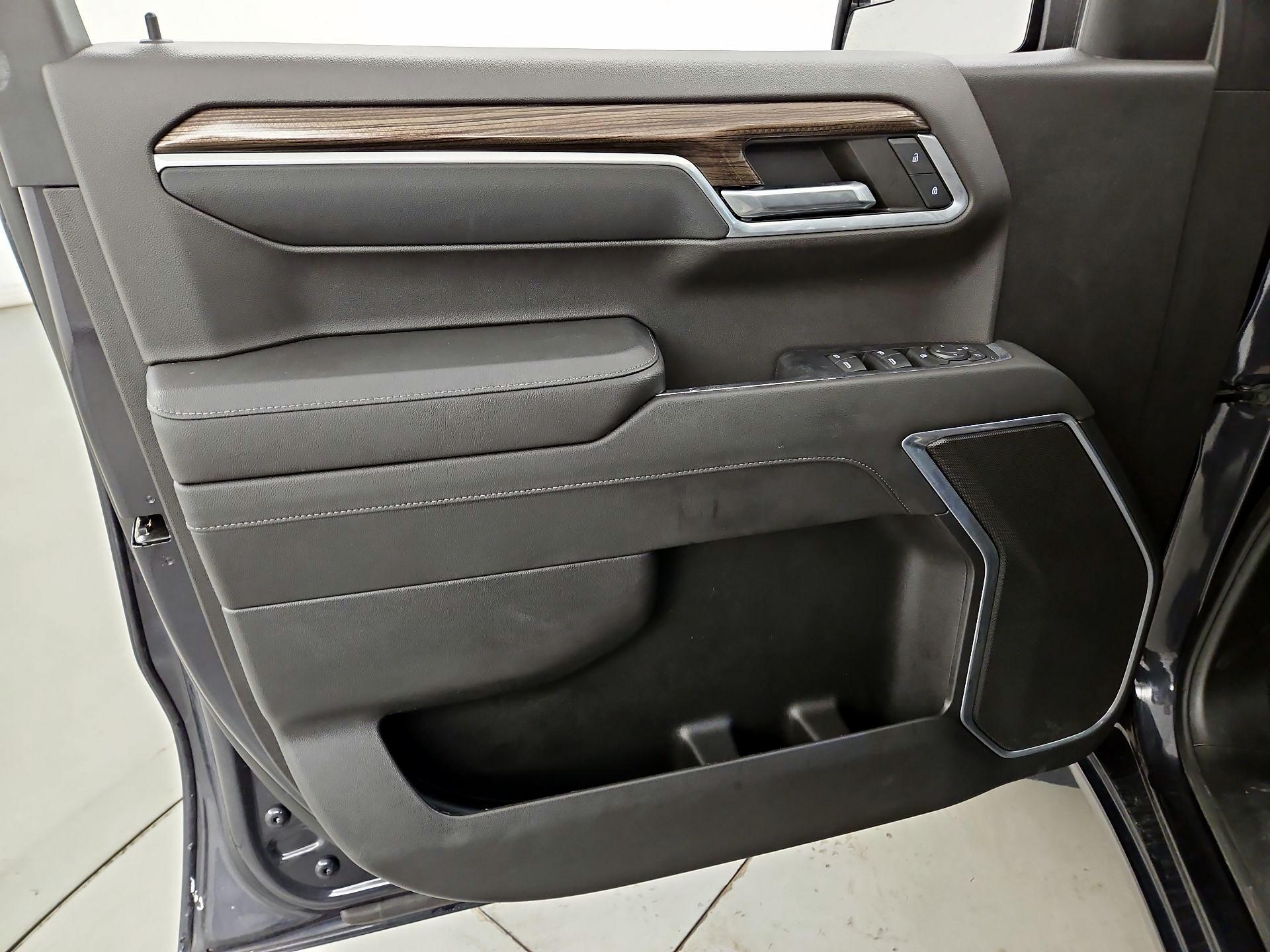 Thumbnail: 2022 Chevrolet Silverado 1500 - 12