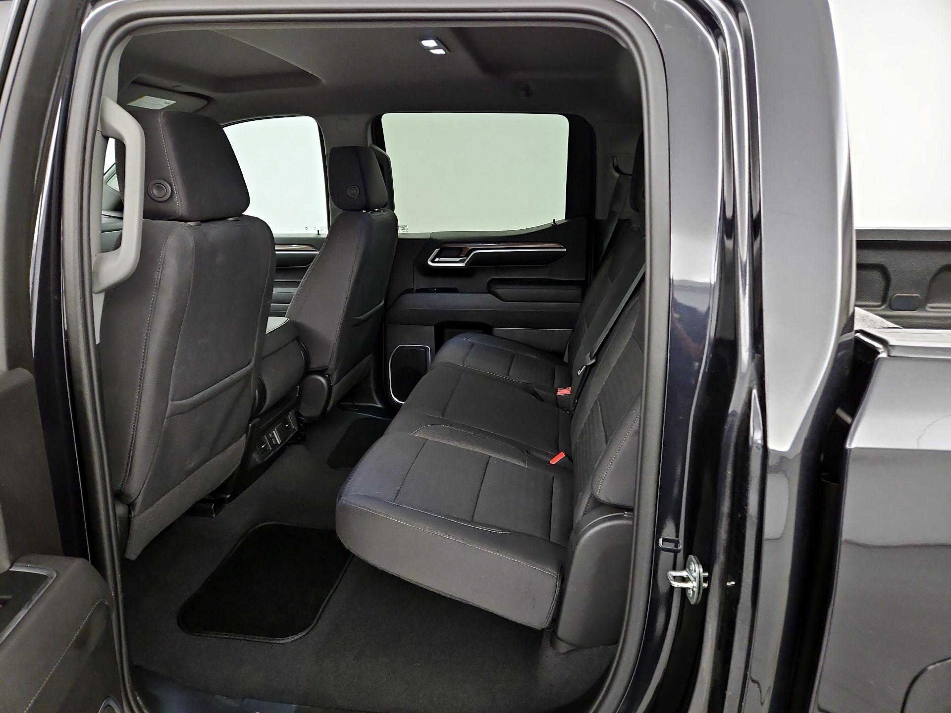 Thumbnail: 2022 Chevrolet Silverado 1500 - 19