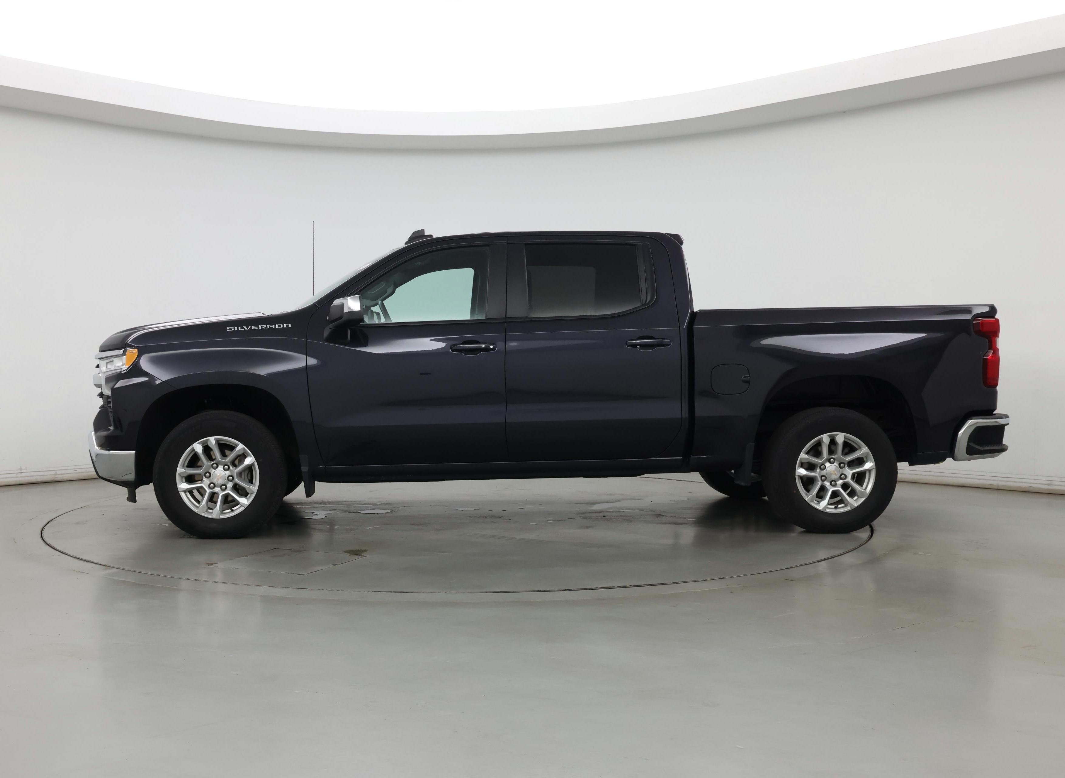Thumbnail: 2022 Chevrolet Silverado 1500 - 3