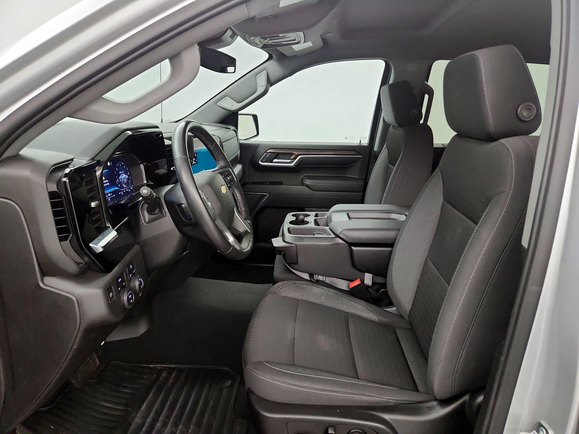Thumbnail: 2022 Chevrolet Silverado 1500 - 11