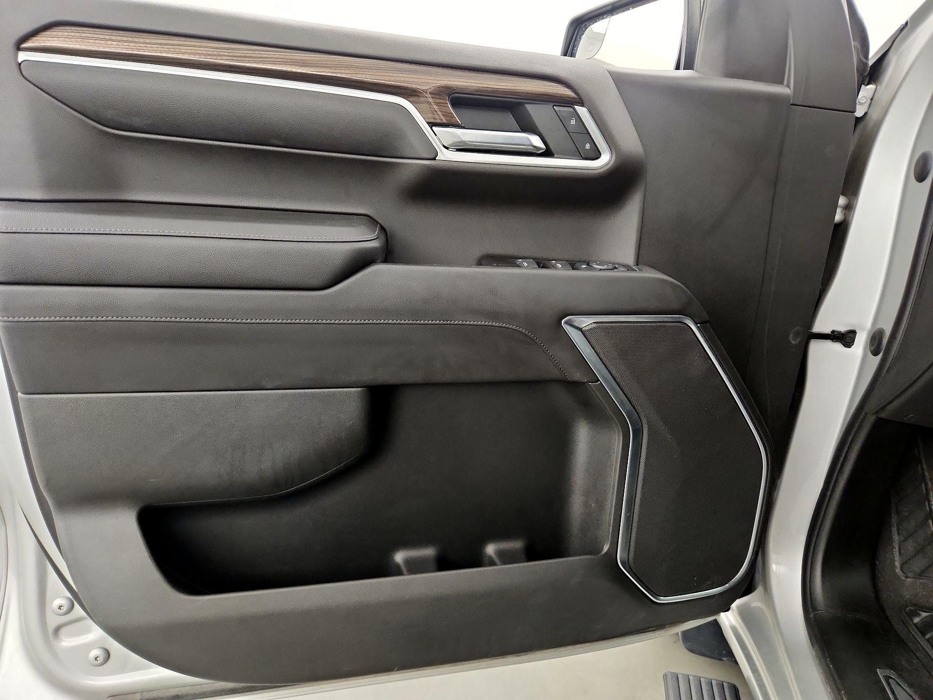 Thumbnail: 2022 Chevrolet Silverado 1500 - 12