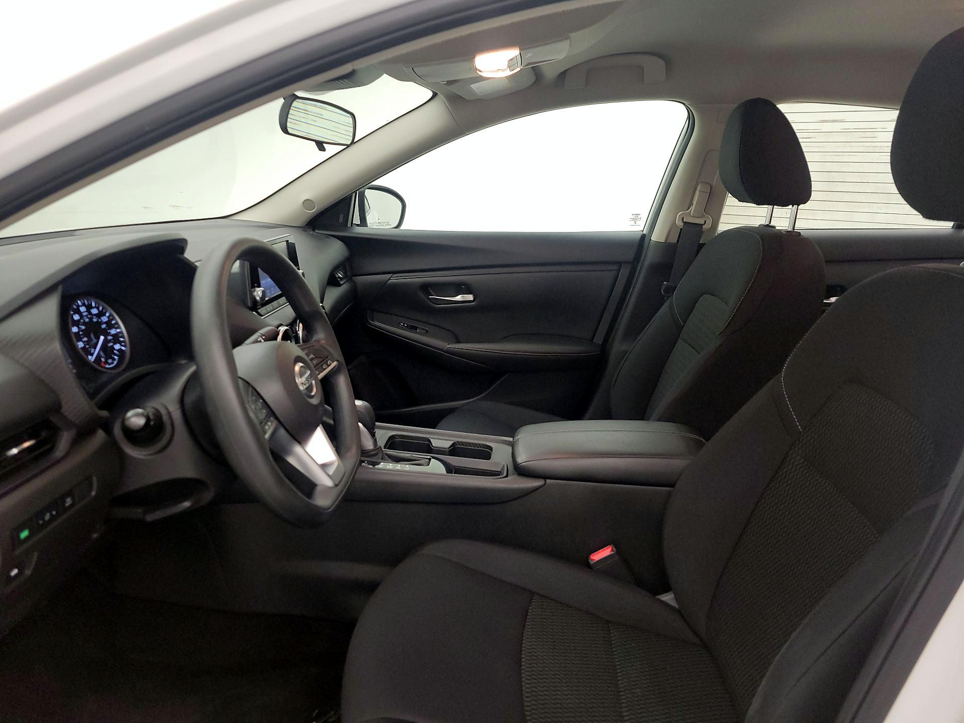 Thumbnail: 2023 Nissan Sentra - 11