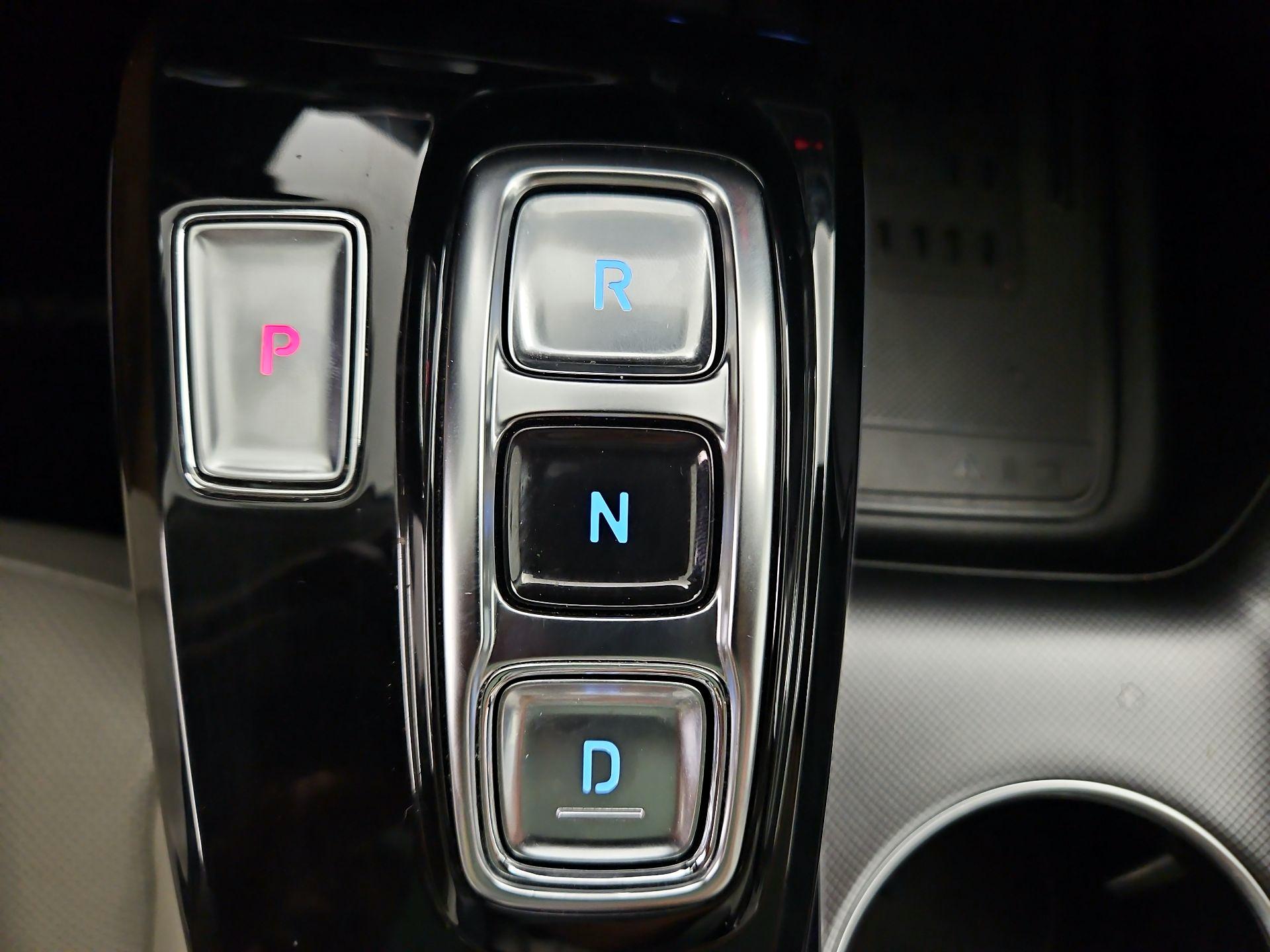 Thumbnail: 2020 Hyundai Sonata - 18