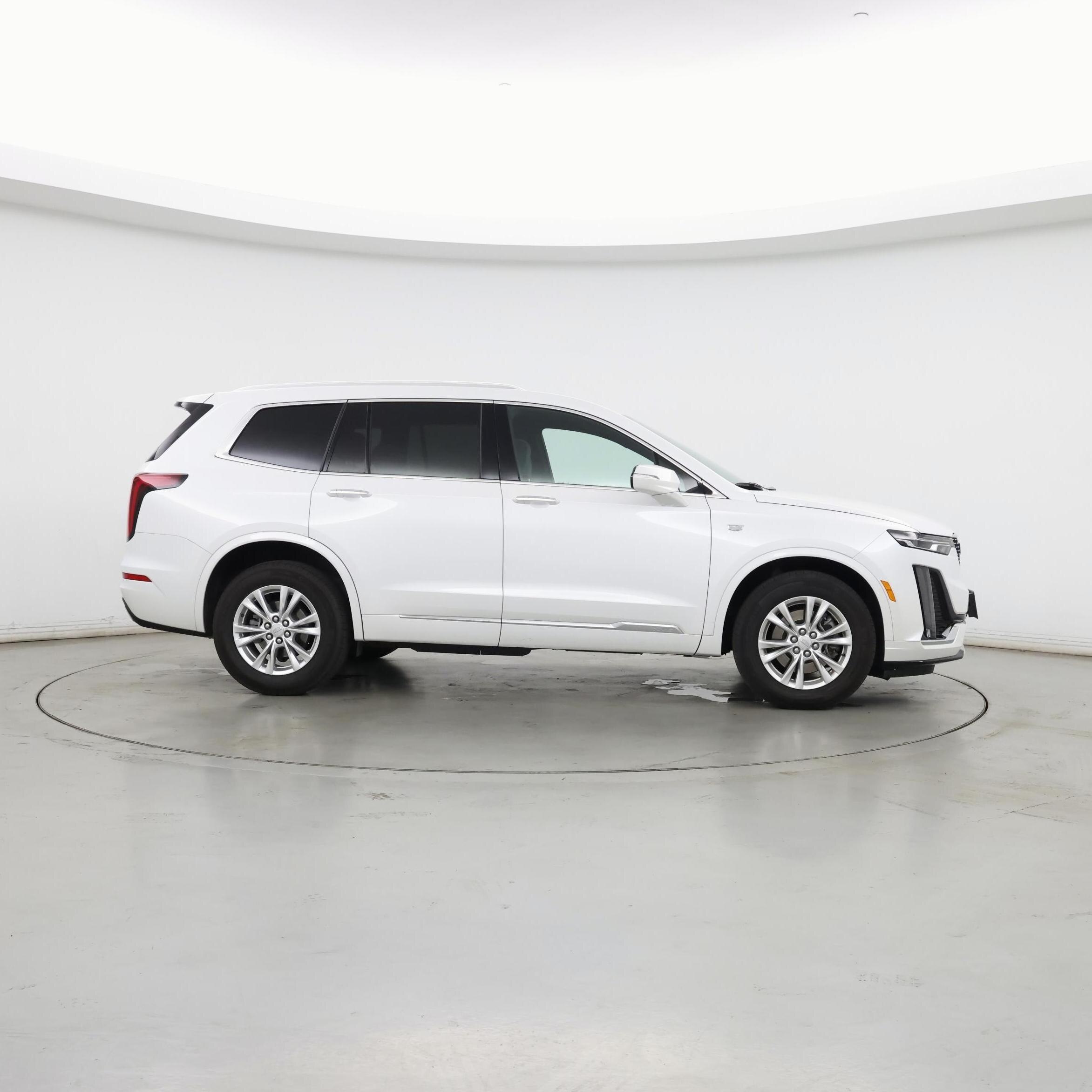 Thumbnail: 2023 Cadillac XT6 - 7