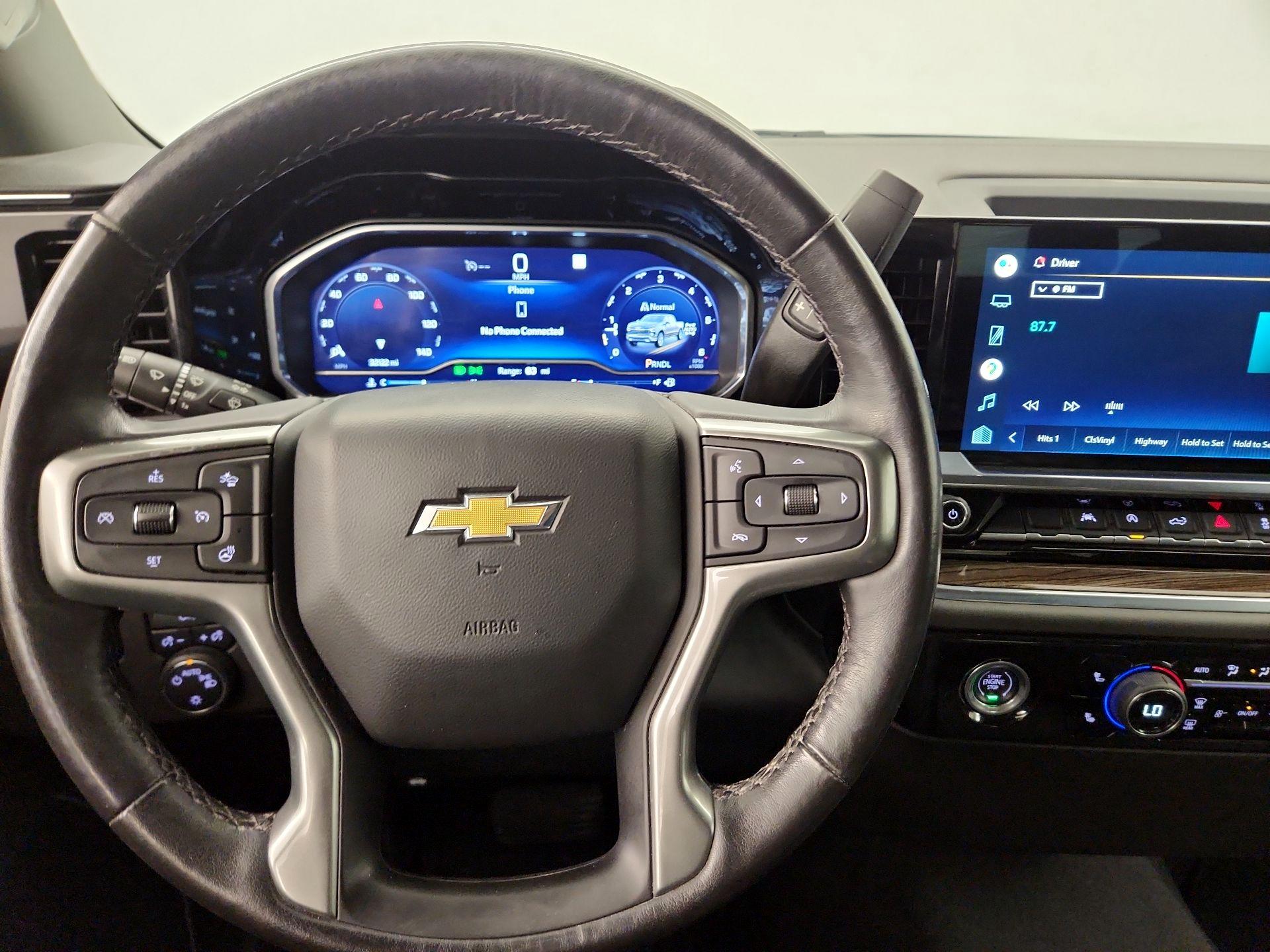 Thumbnail: 2022 Chevrolet Silverado 1500 - 10
