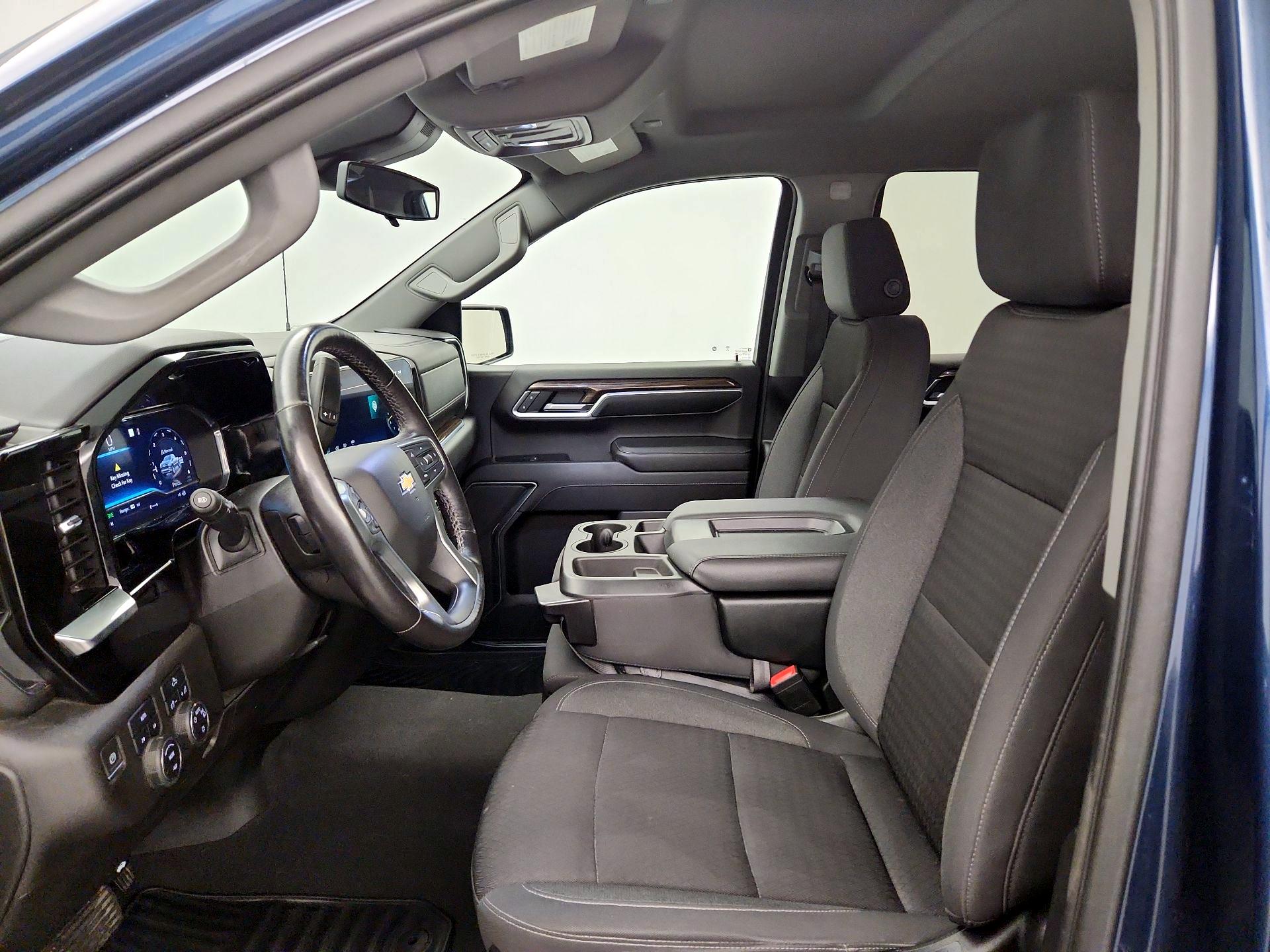 Thumbnail: 2022 Chevrolet Silverado 1500 - 11