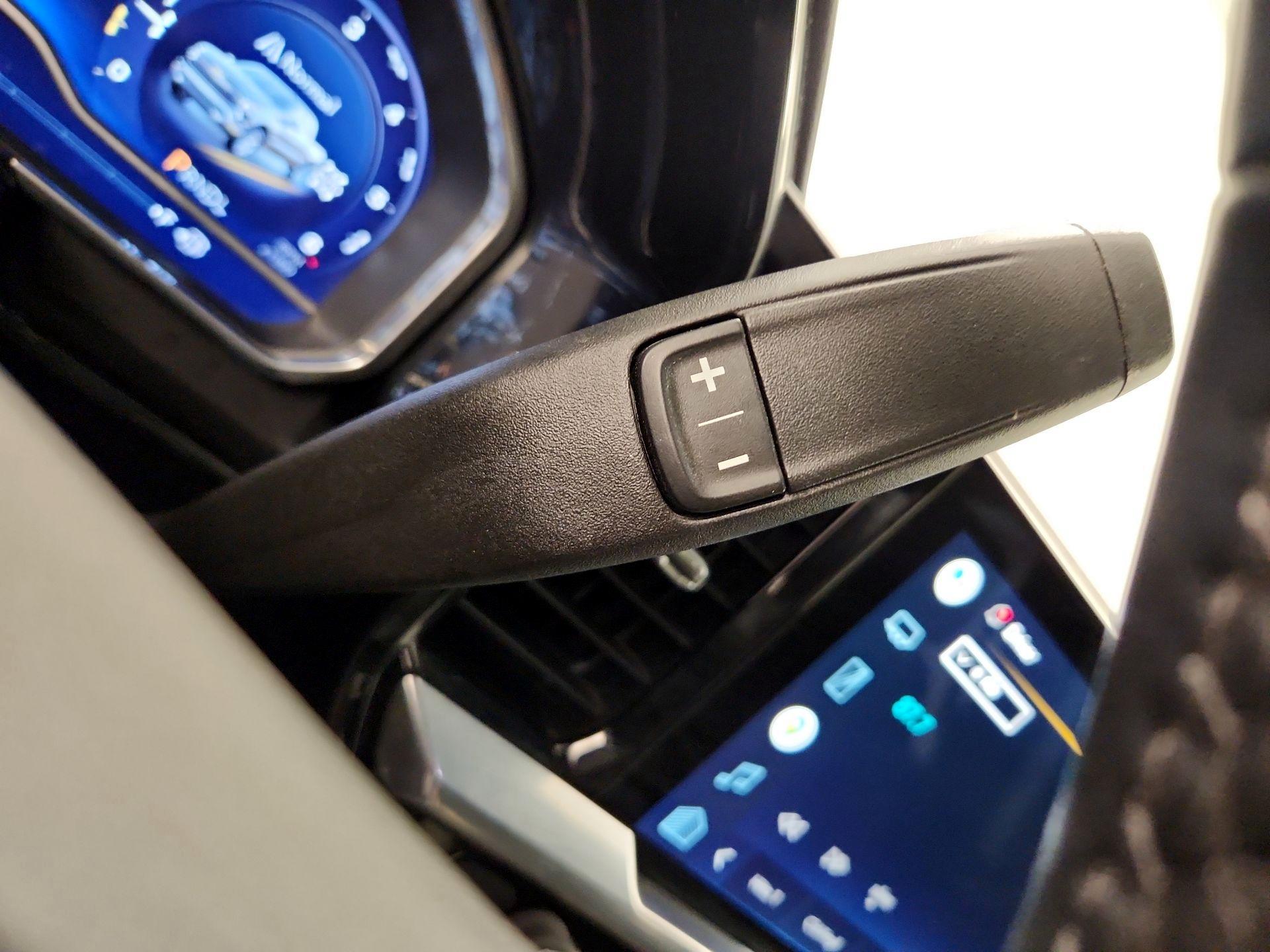 Thumbnail: 2022 Chevrolet Silverado 1500 - 17