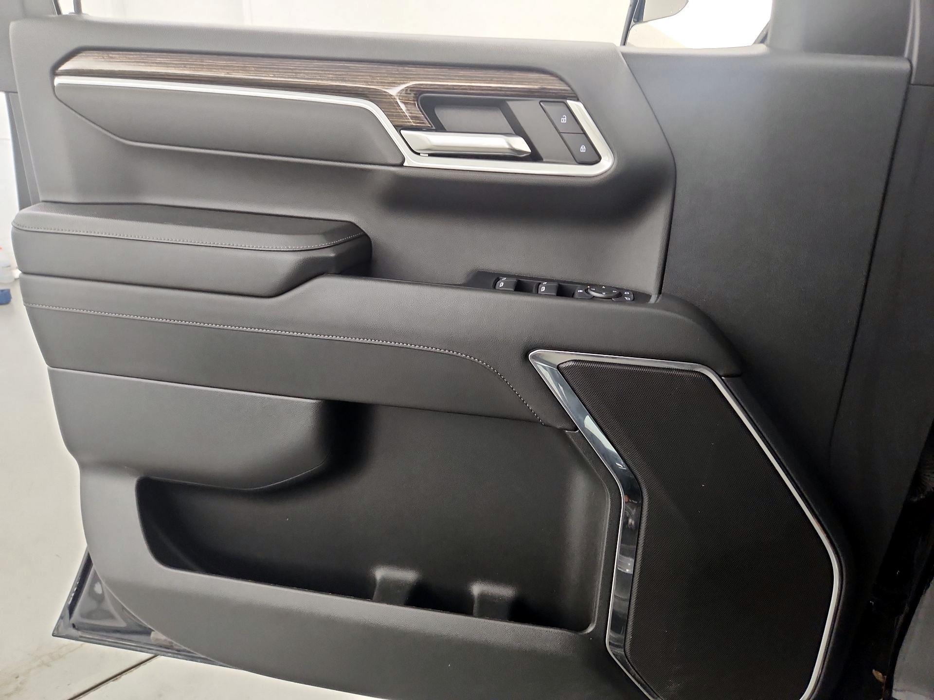 Thumbnail: 2023 GMC Sierra 1500 - 12