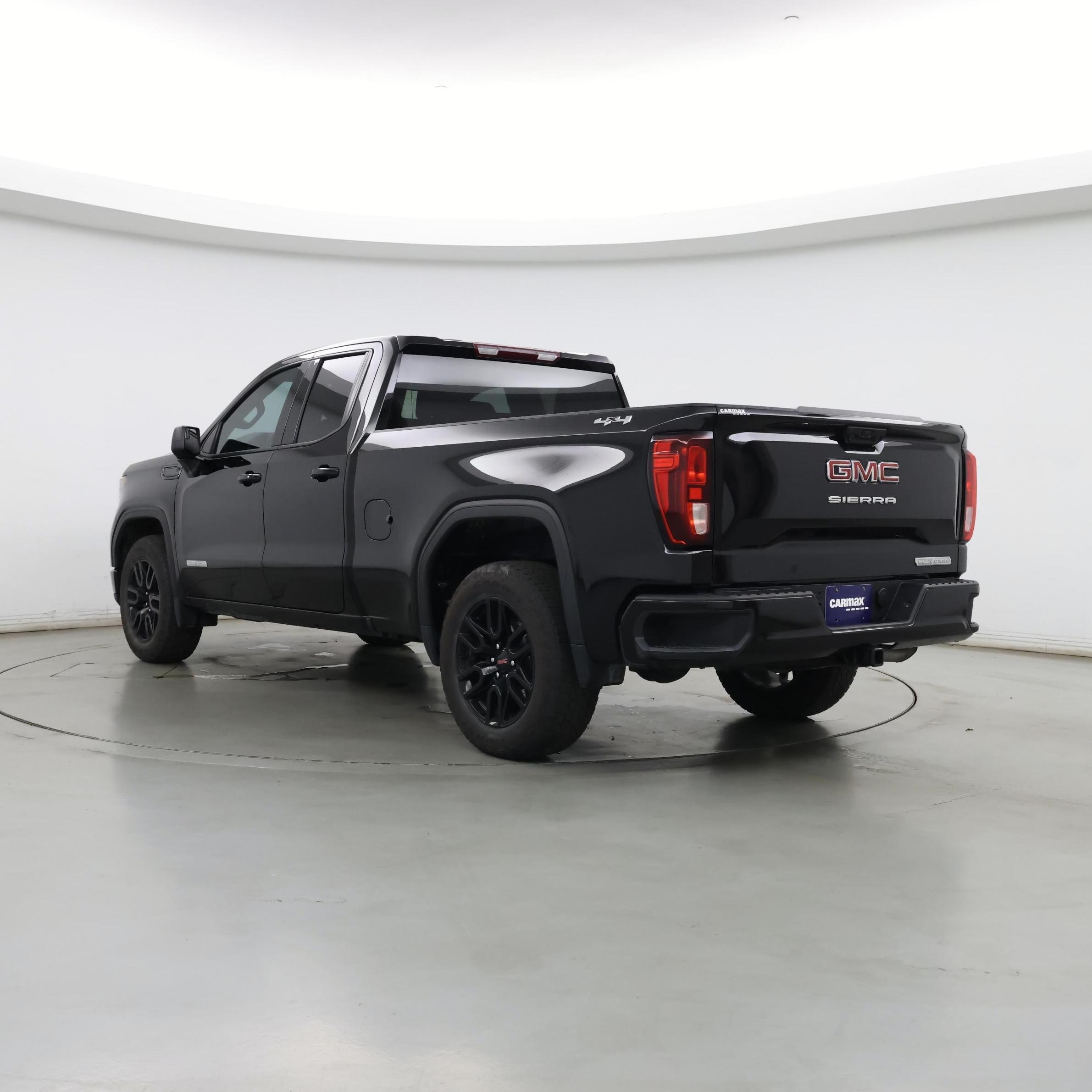 Thumbnail: 2023 GMC Sierra 1500 - 2