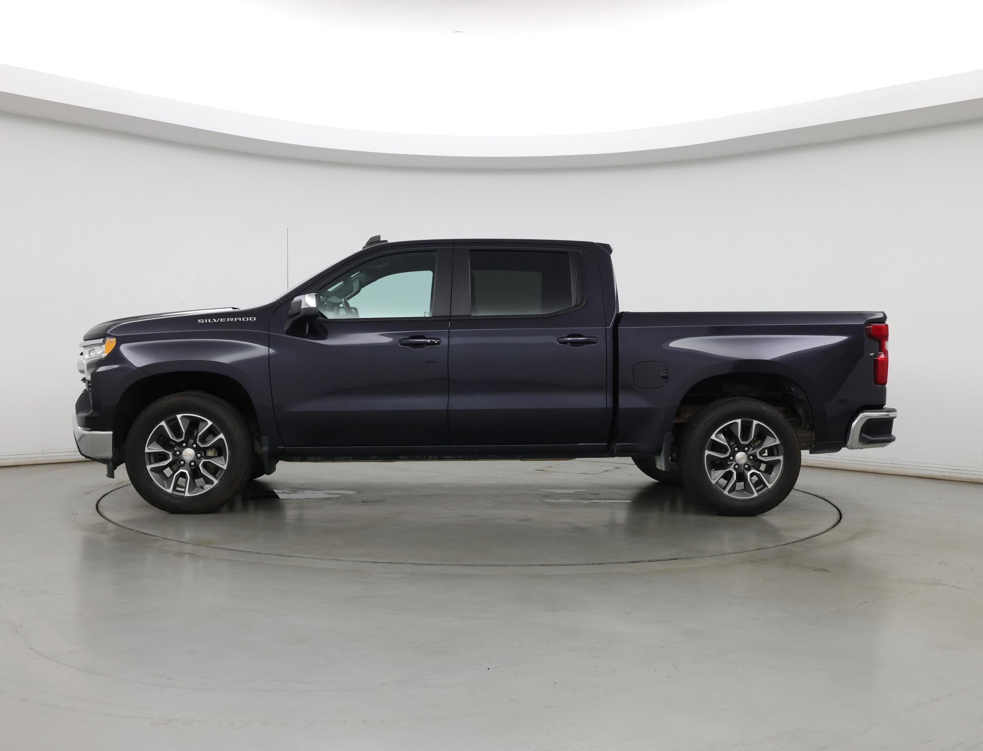 Thumbnail: 2022 Chevrolet Silverado 1500 - 3
