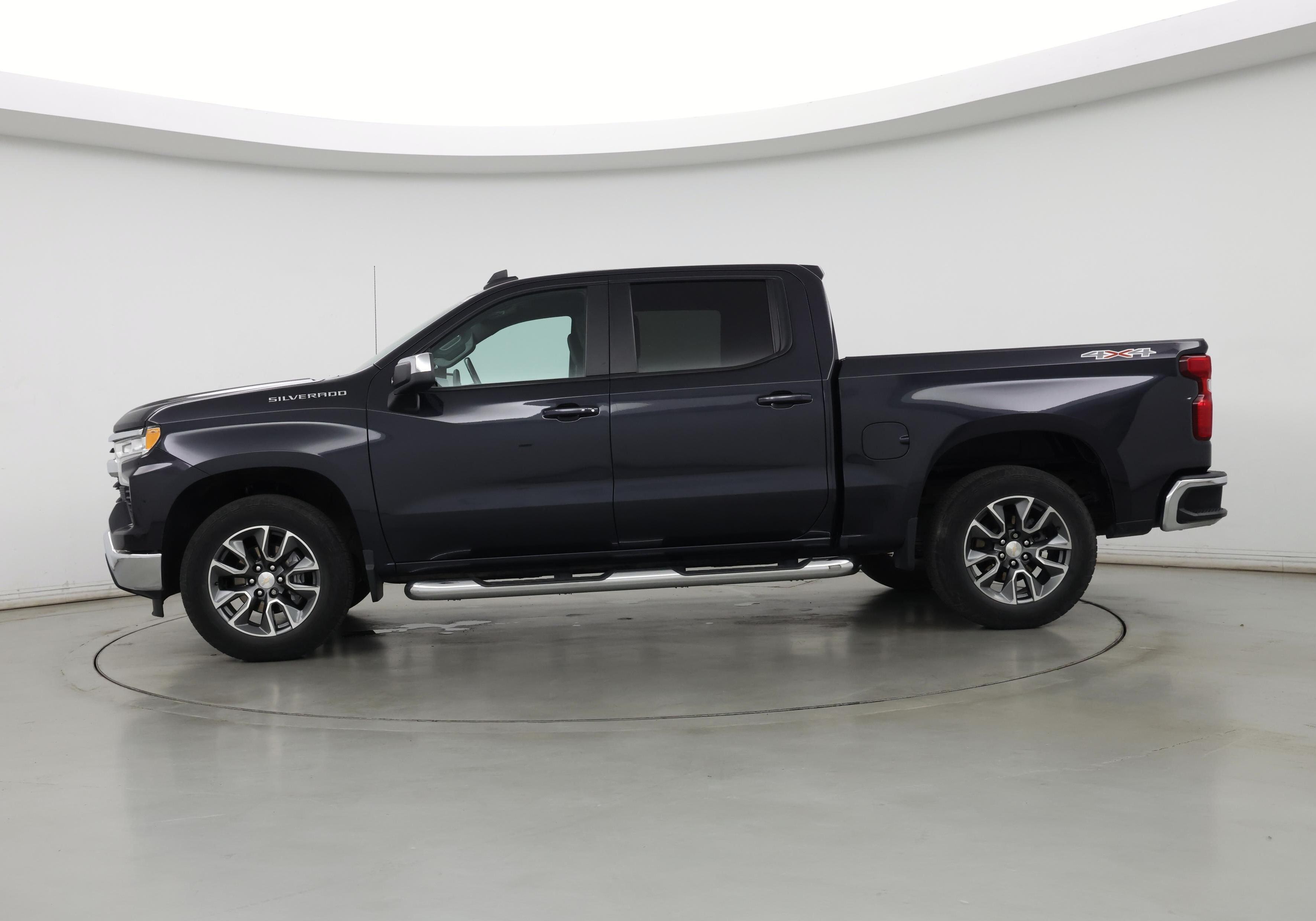 Thumbnail: 2022 Chevrolet Silverado 1500 - 3