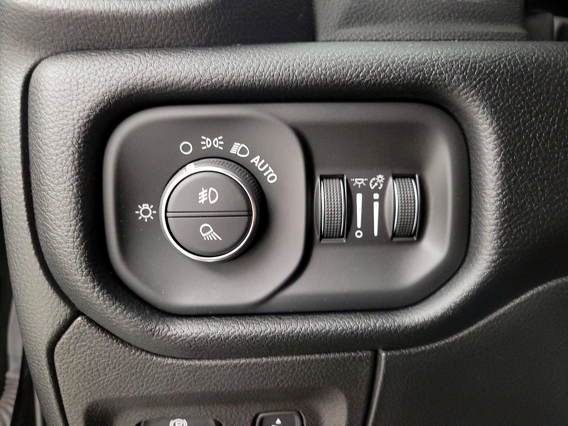 Thumbnail: 2022 RAM 1500 - 13