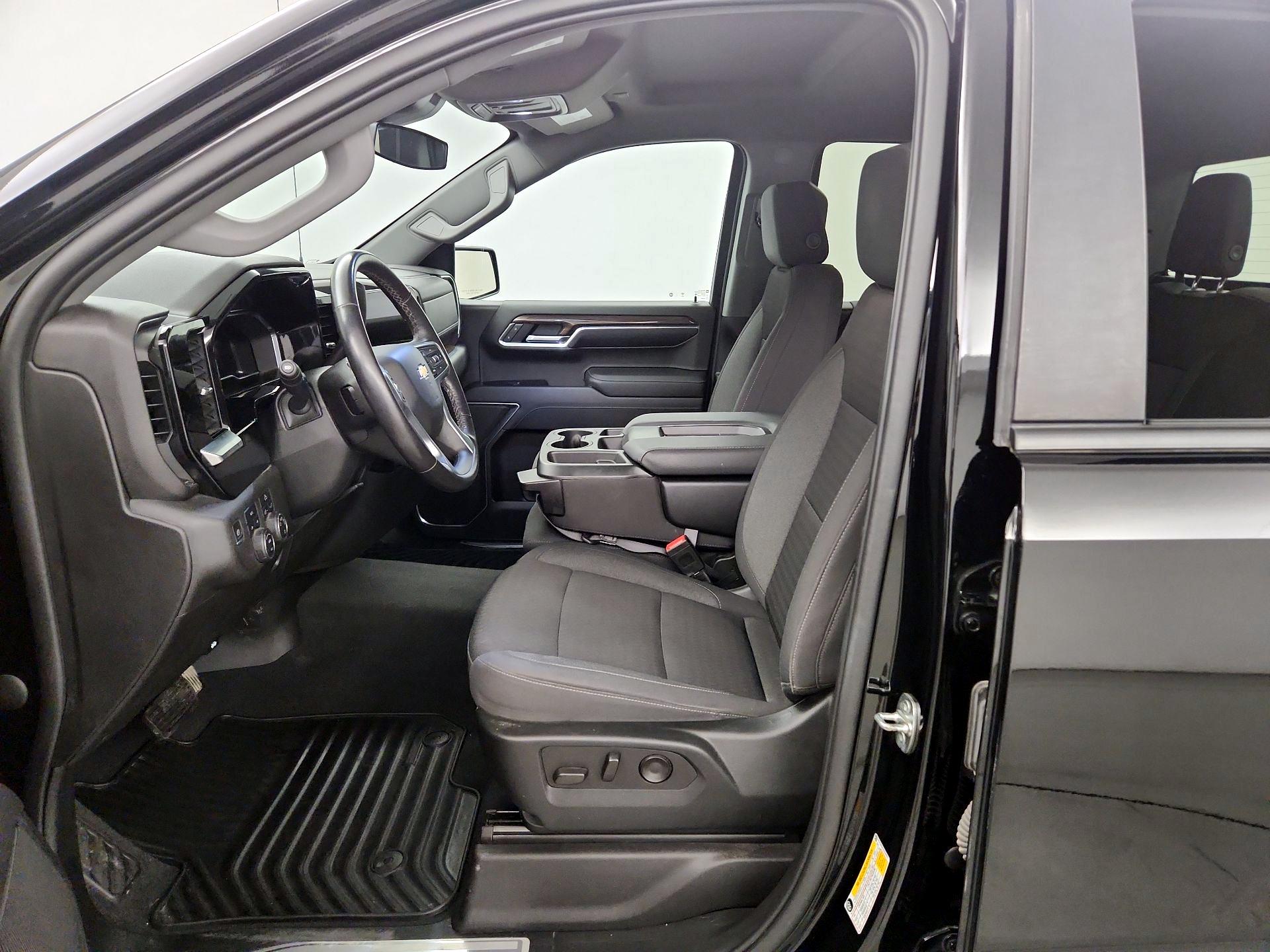 Thumbnail: 2022 Chevrolet Silverado 1500 - 11