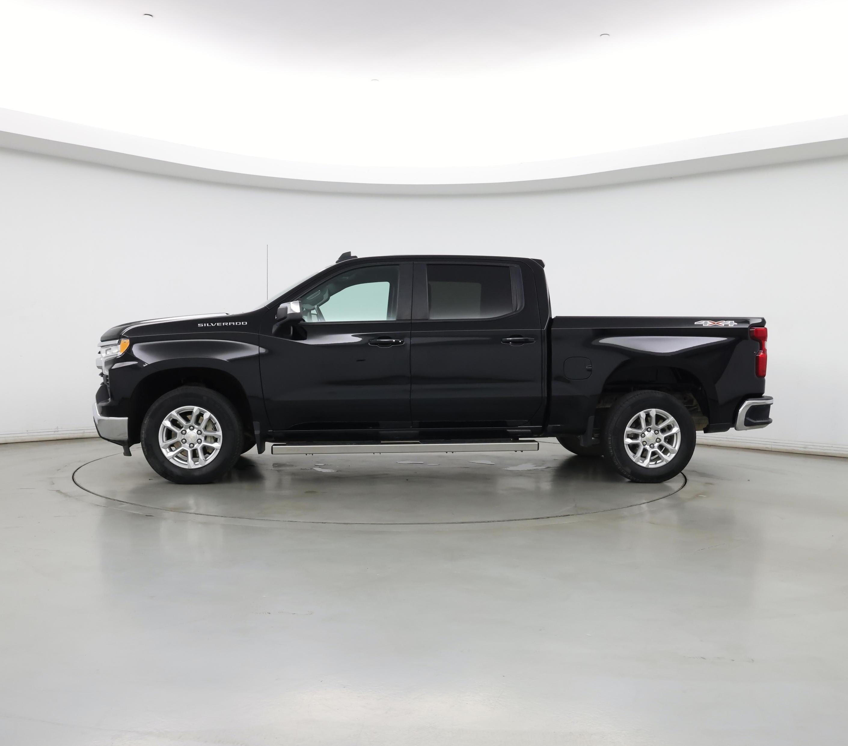 Thumbnail: 2022 Chevrolet Silverado 1500 - 3