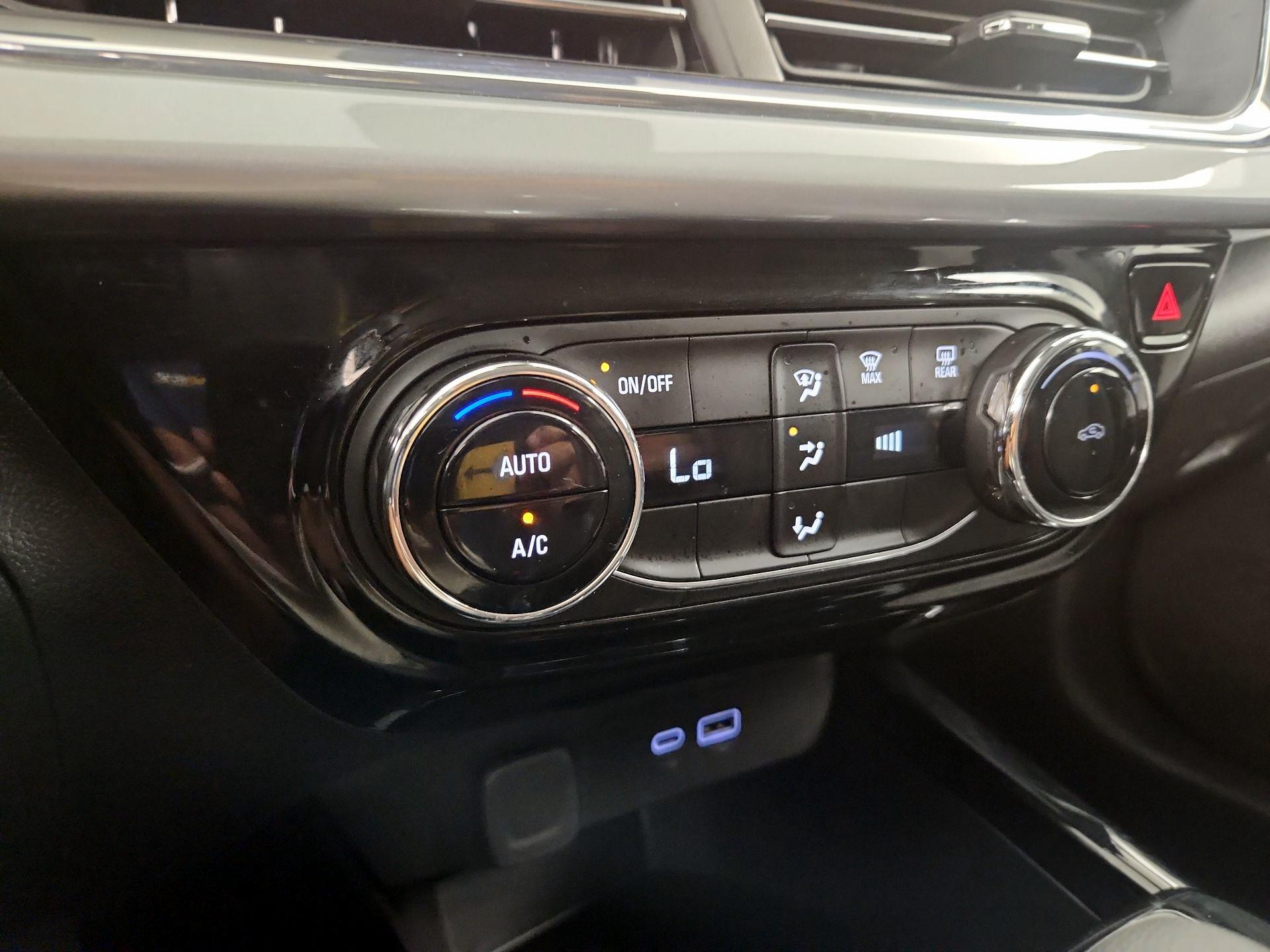 Thumbnail: 2025 Chevrolet Trax - 16