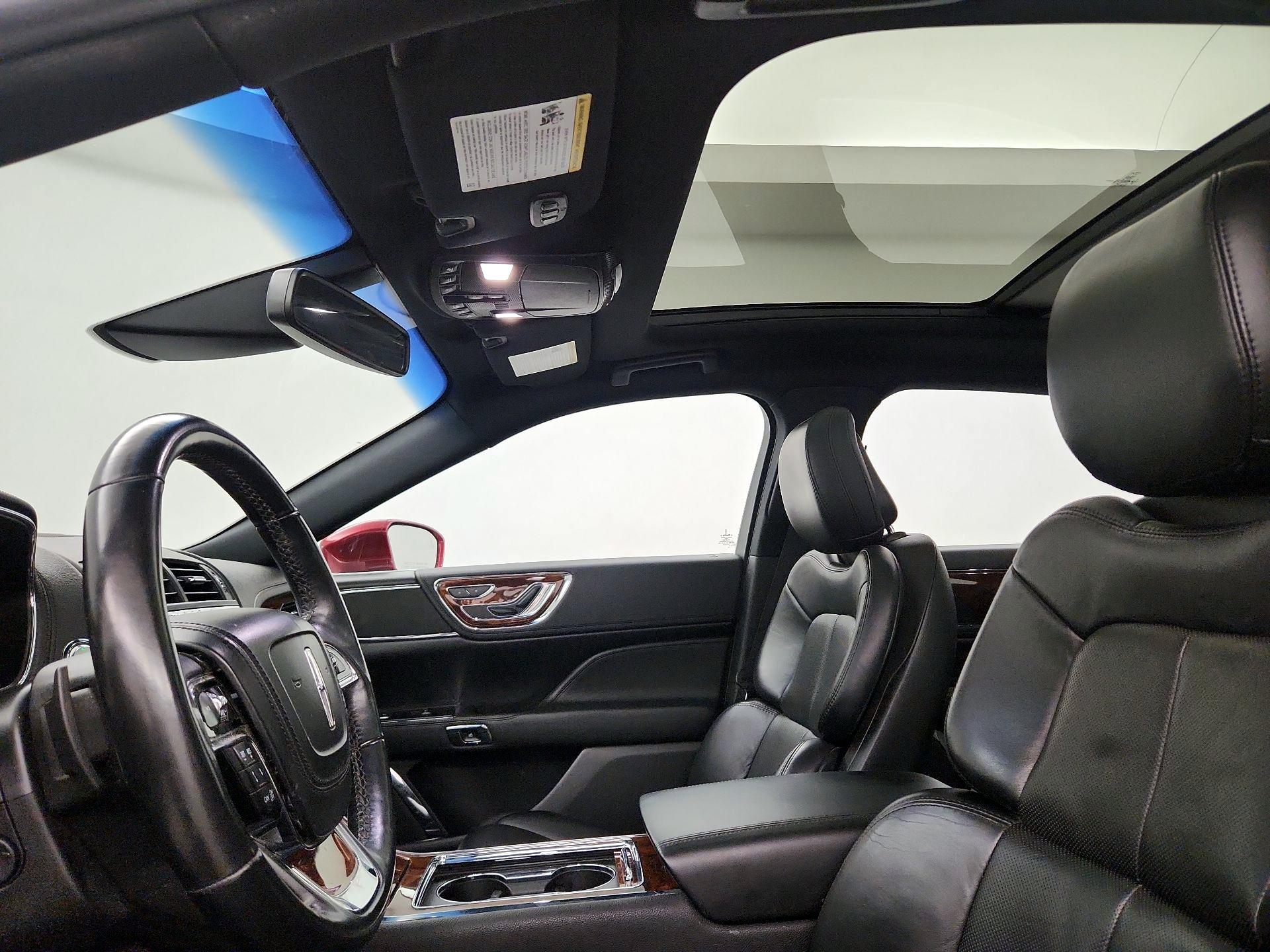 Thumbnail: 2019 Lincoln Continental - 20