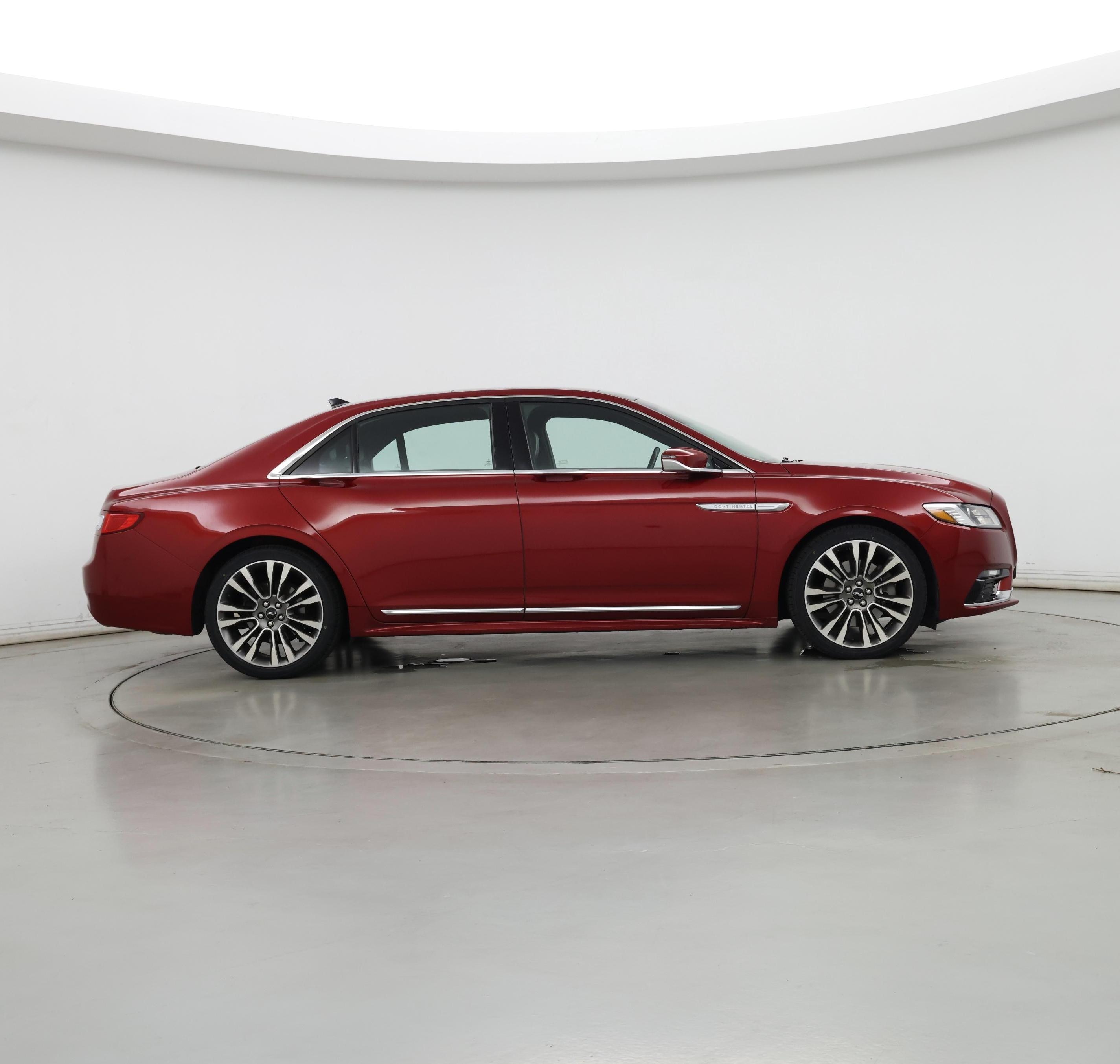 Thumbnail: 2019 Lincoln Continental - 7