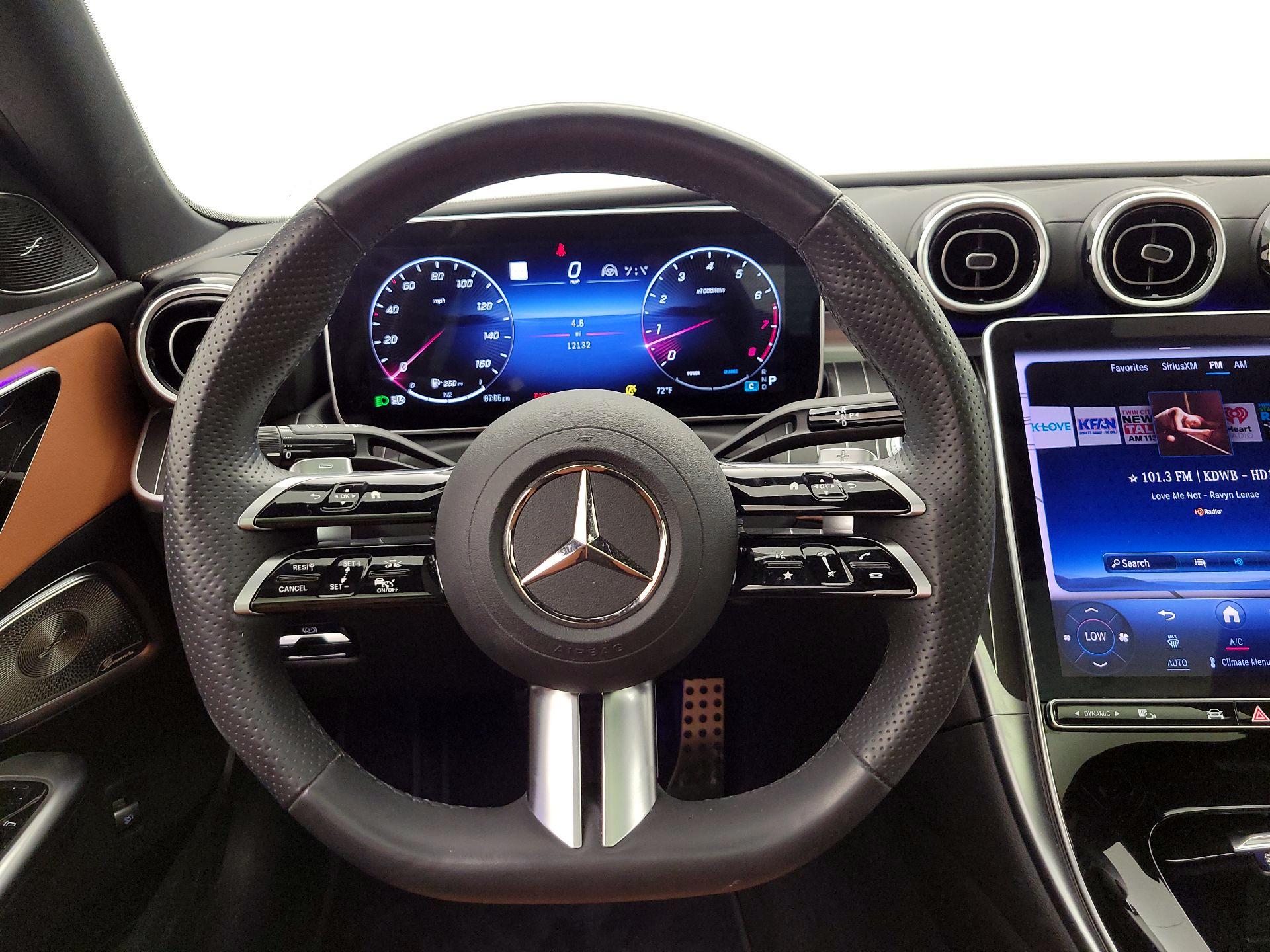 Thumbnail: 2024 Mercedes-Benz C-Class - 10
