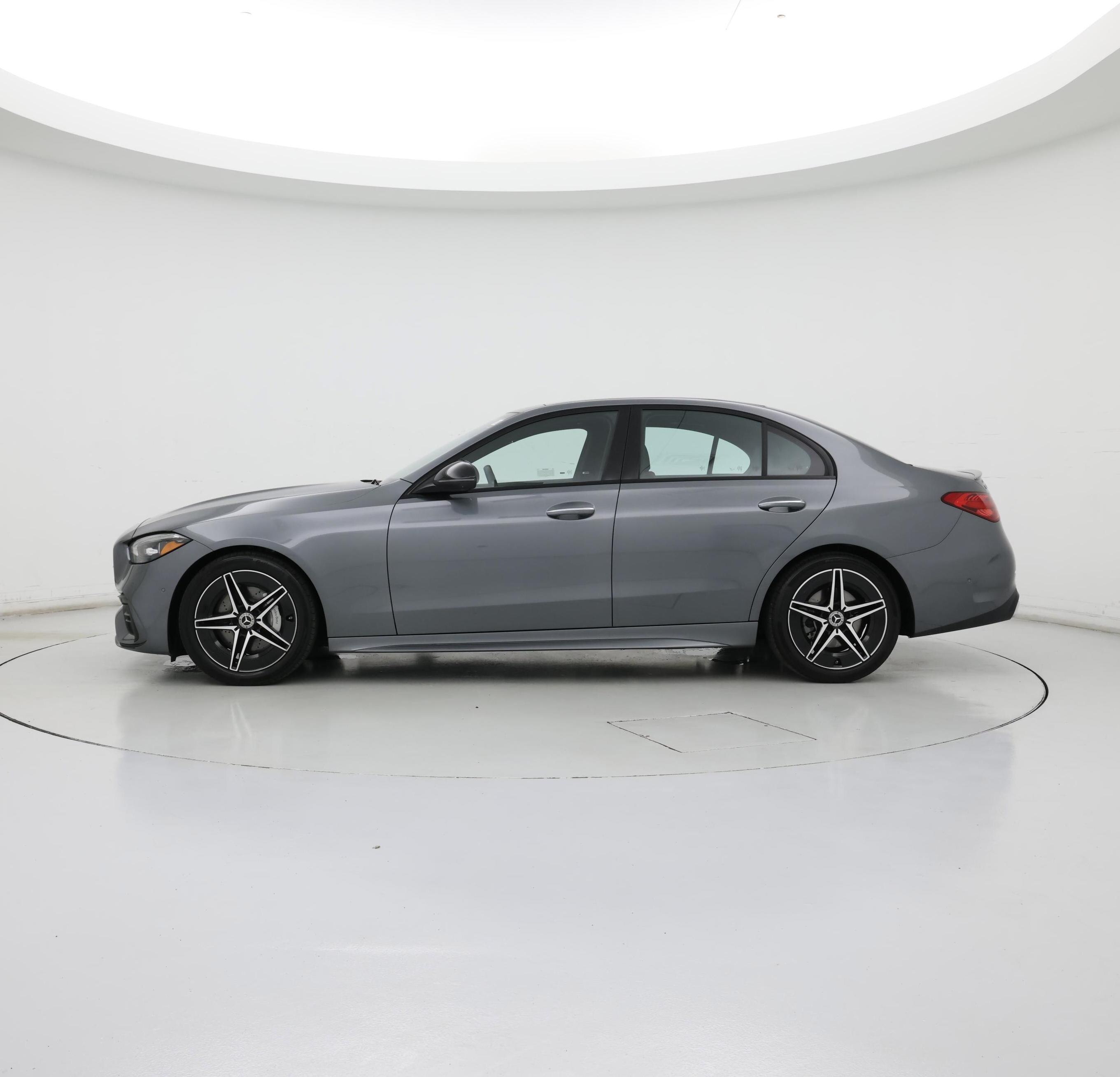 Thumbnail: 2024 Mercedes-Benz C-Class - 3