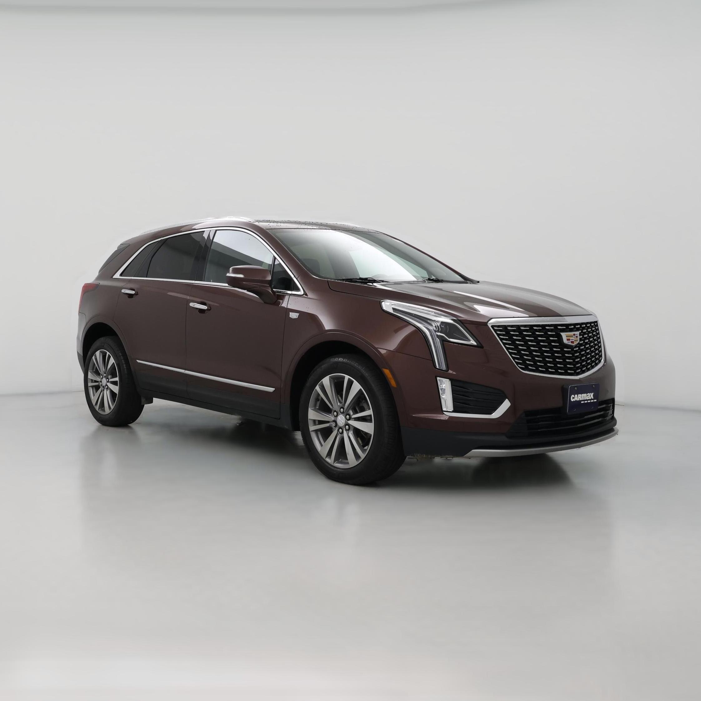 Thumbnail: 2022 Cadillac XT5 - 1