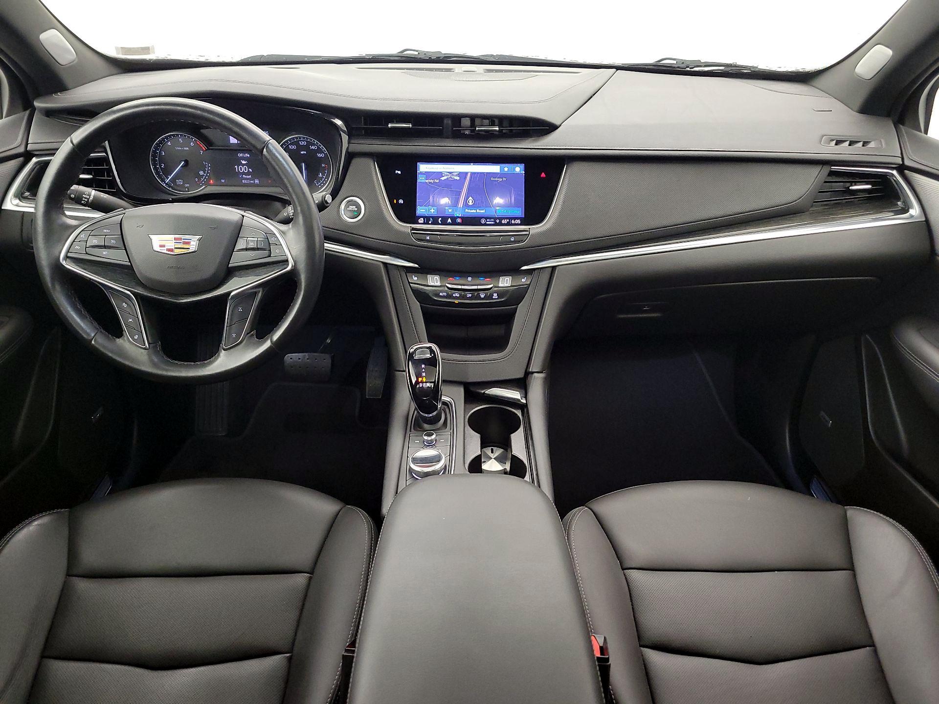 Thumbnail: 2022 Cadillac XT5 - 9