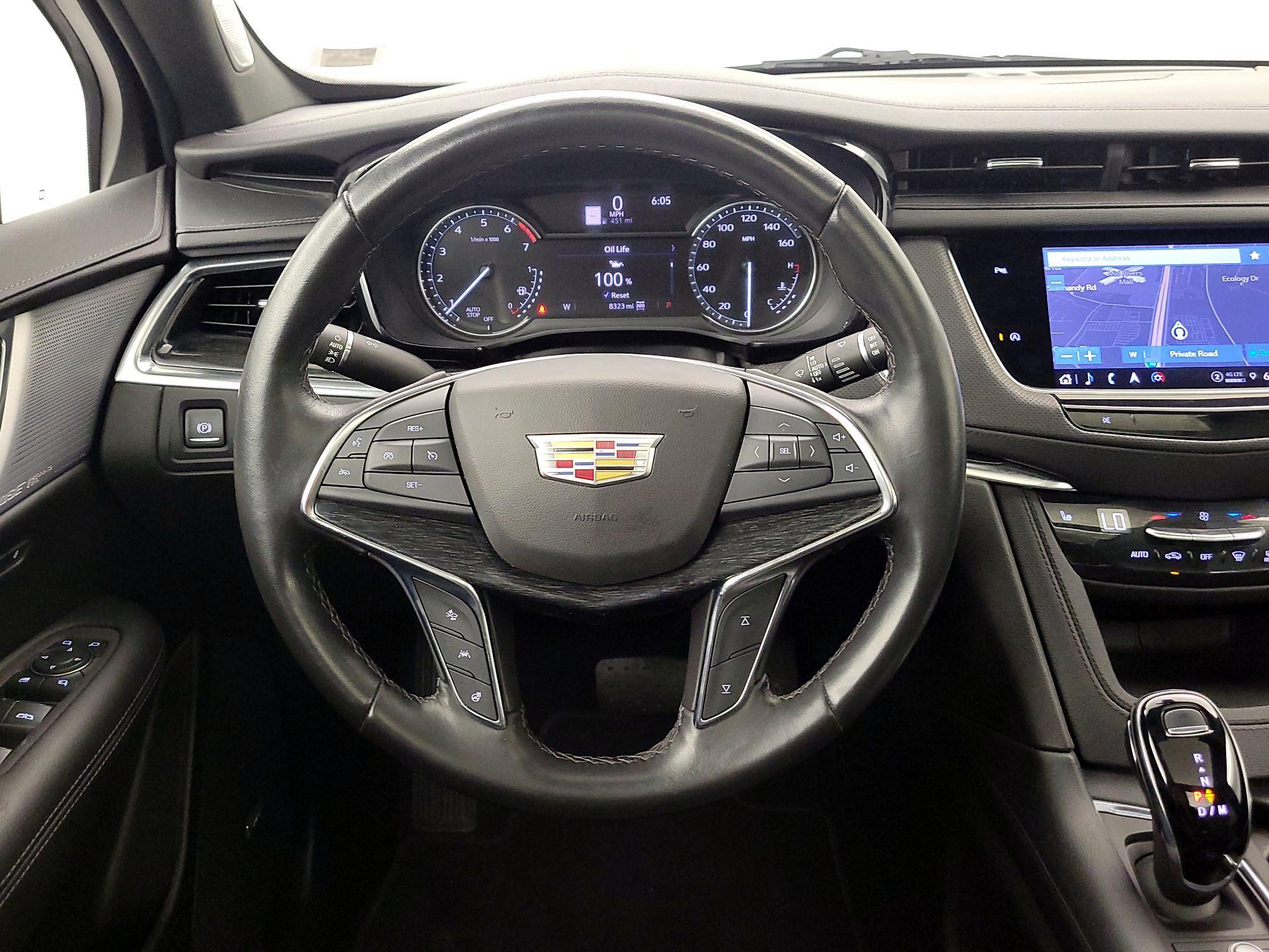 Thumbnail: 2022 Cadillac XT5 - 10